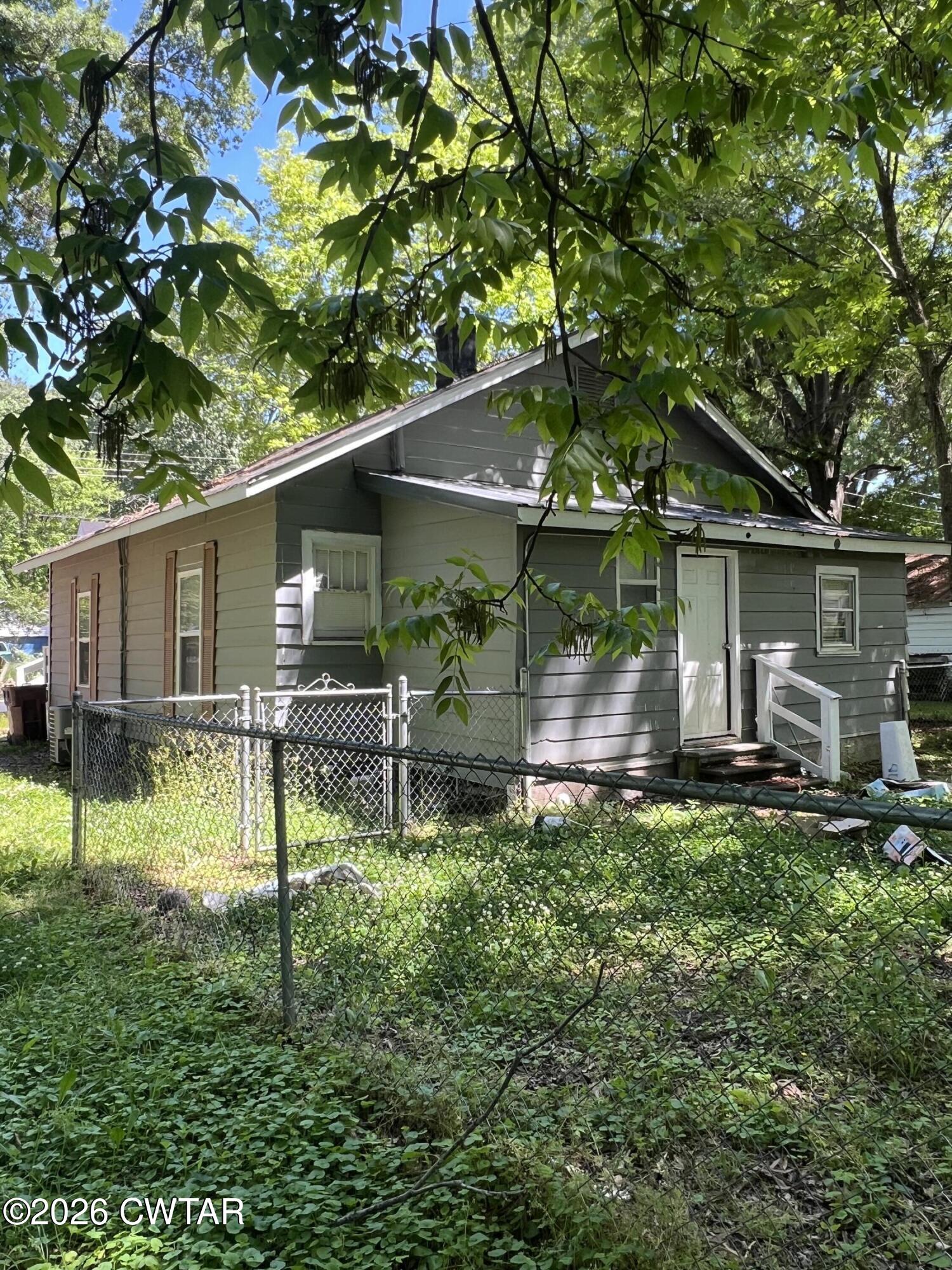2099 Forrest Street