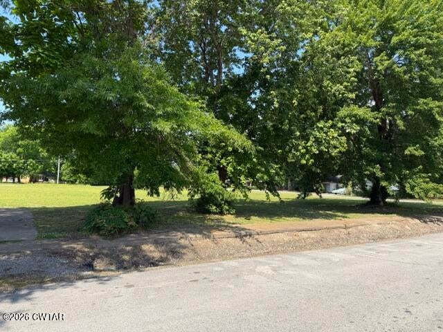 00 N 6th Avenue