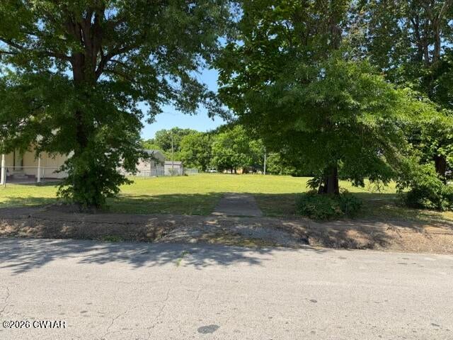 00 N 6th Avenue