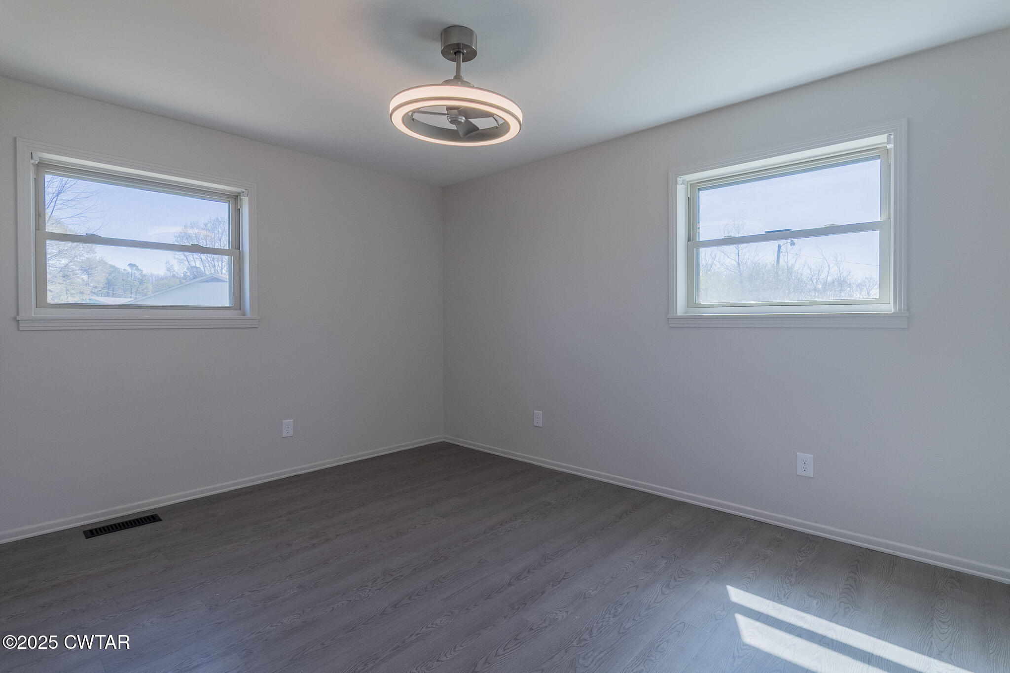 1115 Mockingbird Lane