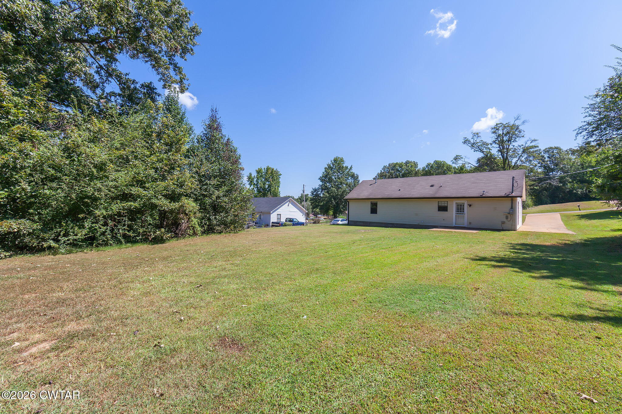 120 Hillcrest Cove