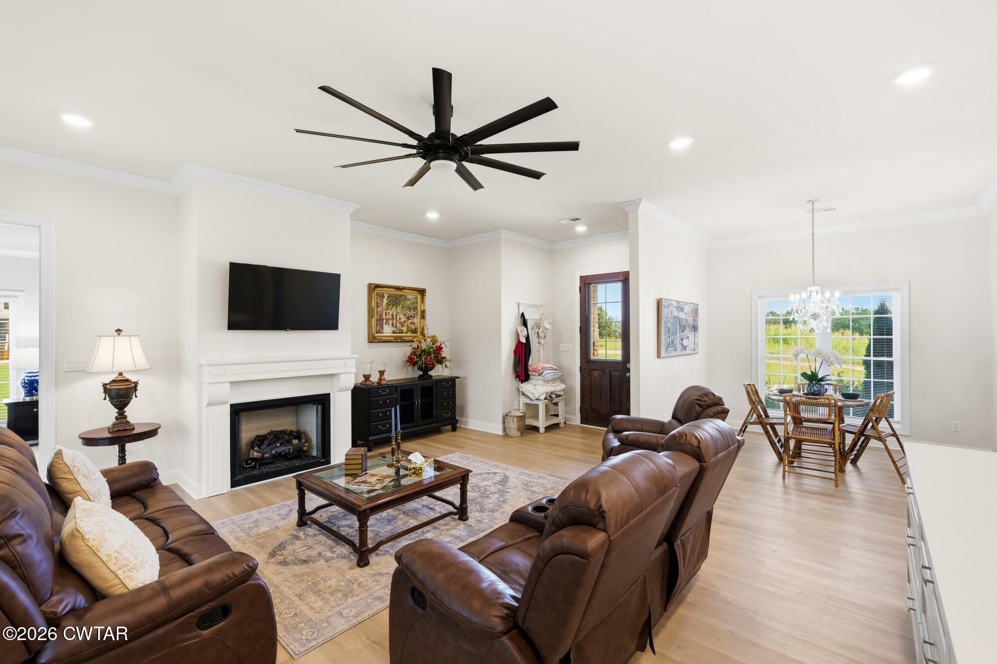 363 Golfview Lane