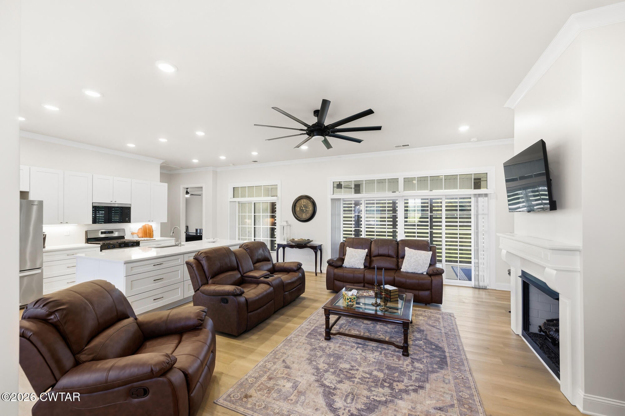 363 Golfview Lane