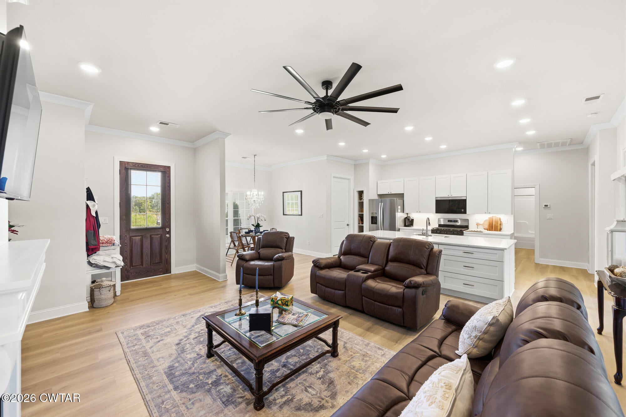 363 Golfview Lane