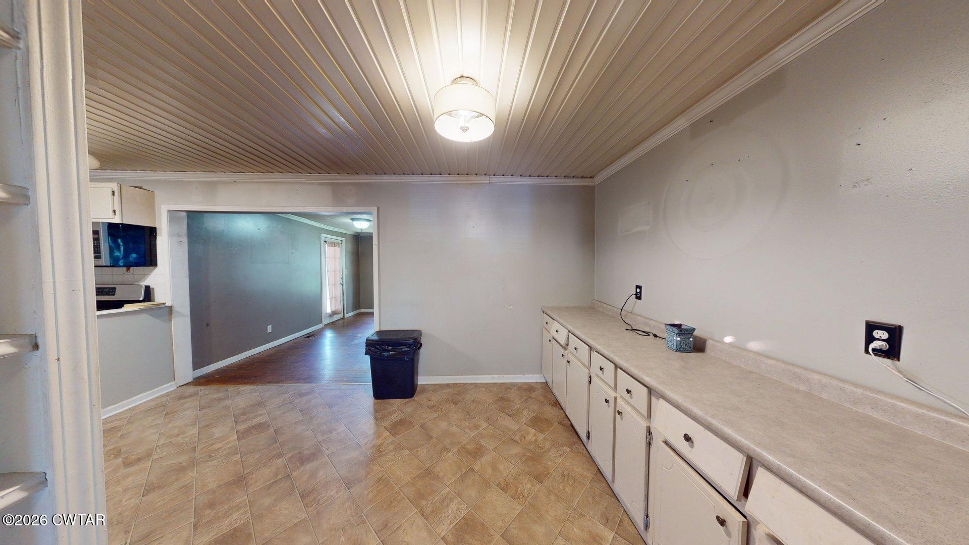 605 E Main Street