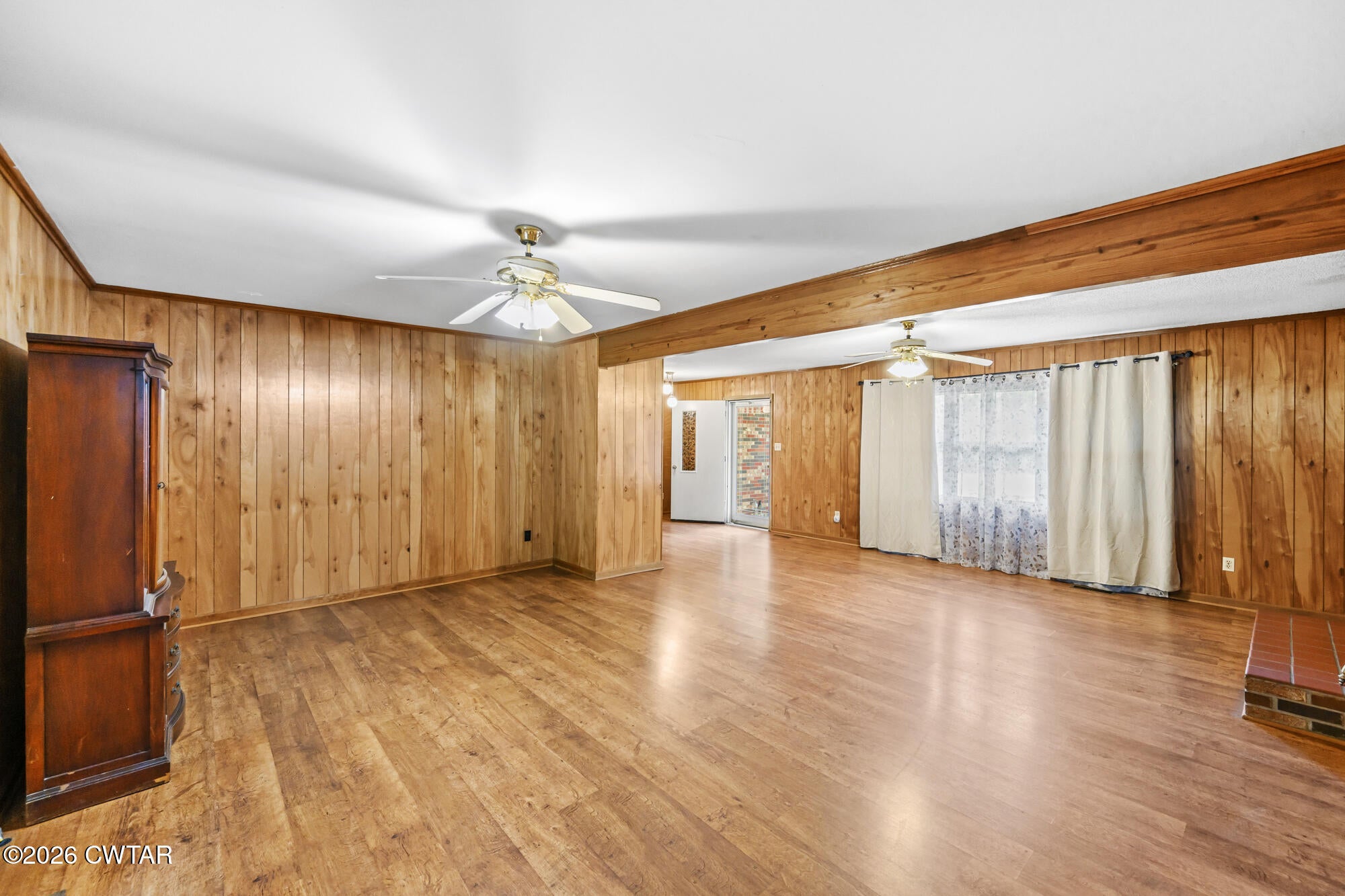 2225 Sand Ridge Road