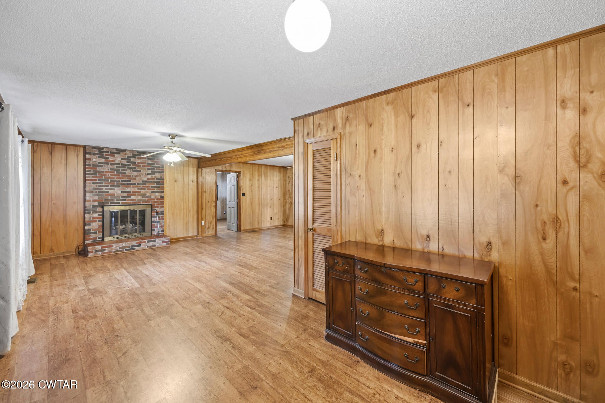 2225 Sand Ridge Road