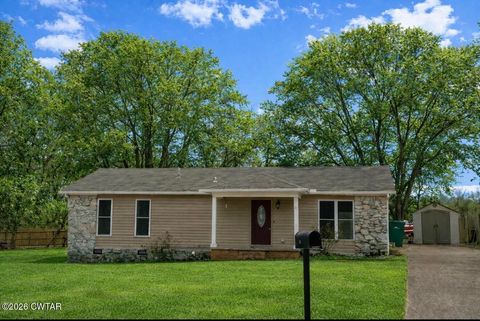 30 Dustin Cove Jackson TN 38301