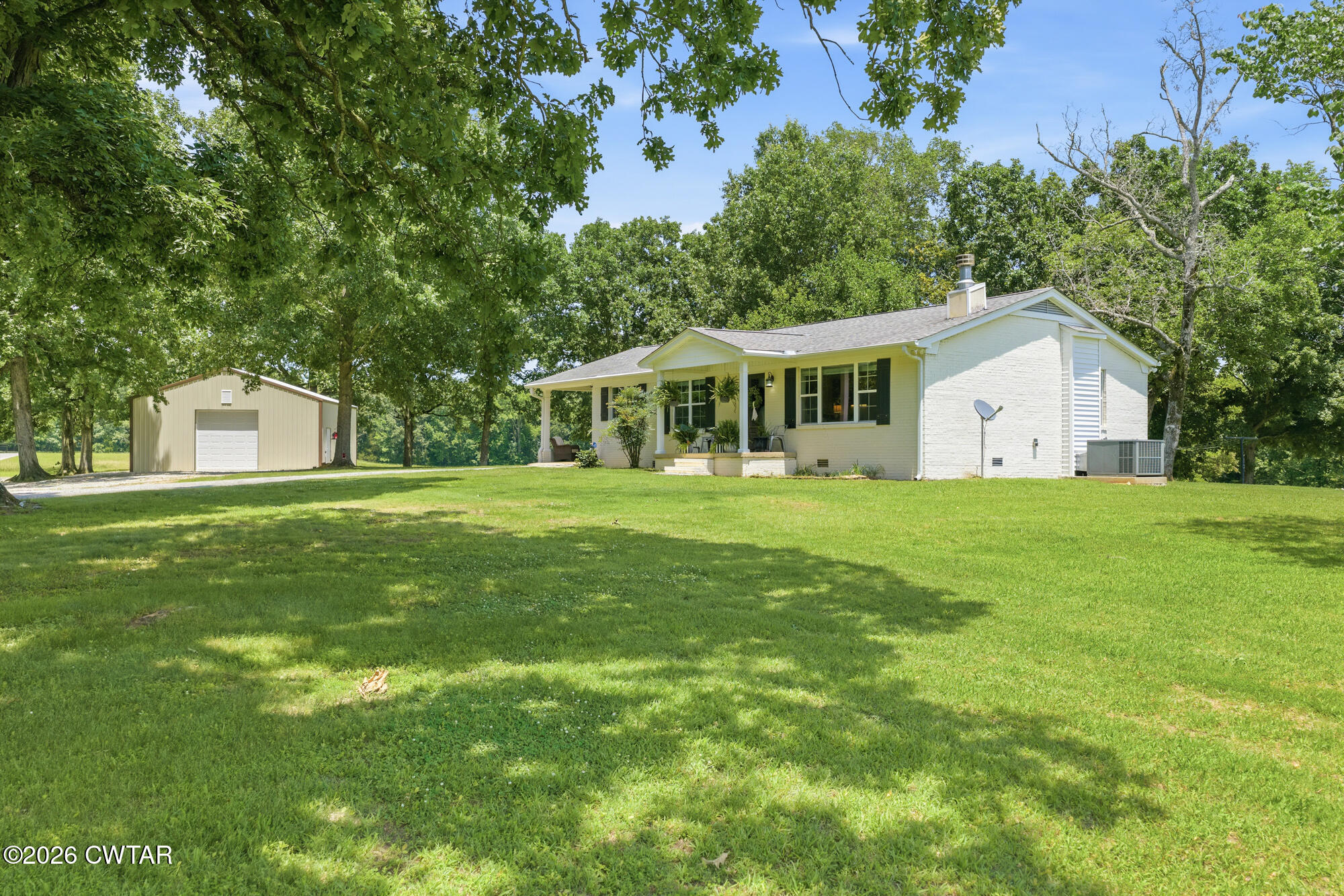 Photo 1 of 31 — 3685 Henderson Road, Sardis, TN 38371