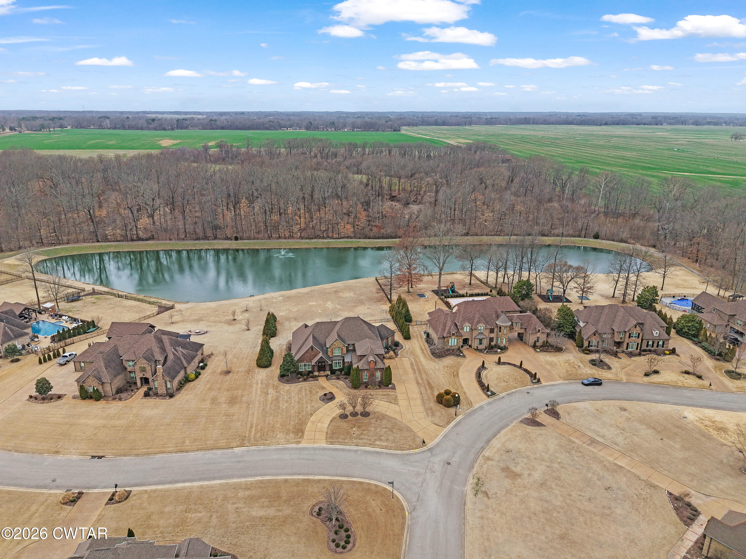 57 Lake Pointe Drive