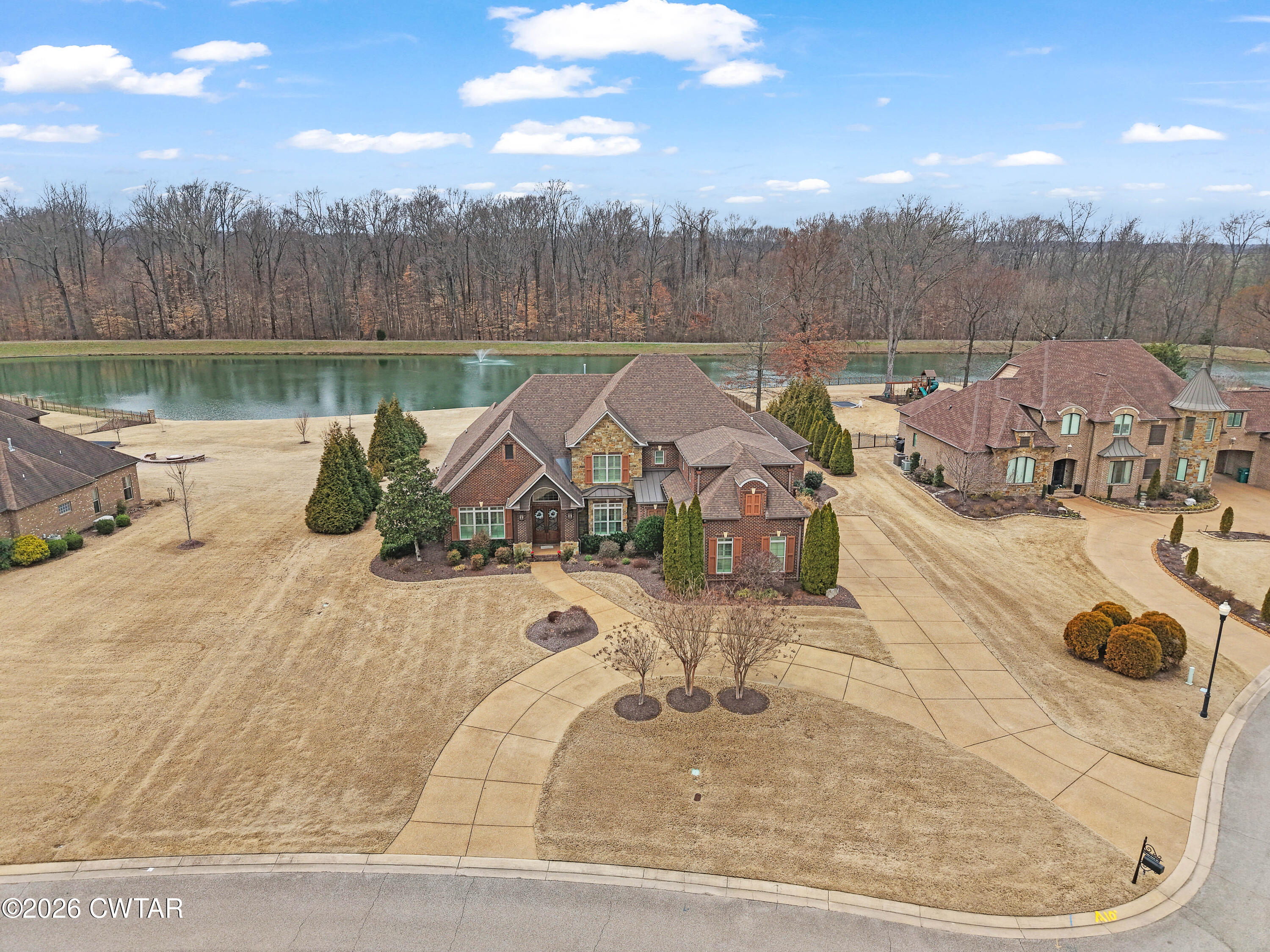 57 Lake Pointe Drive