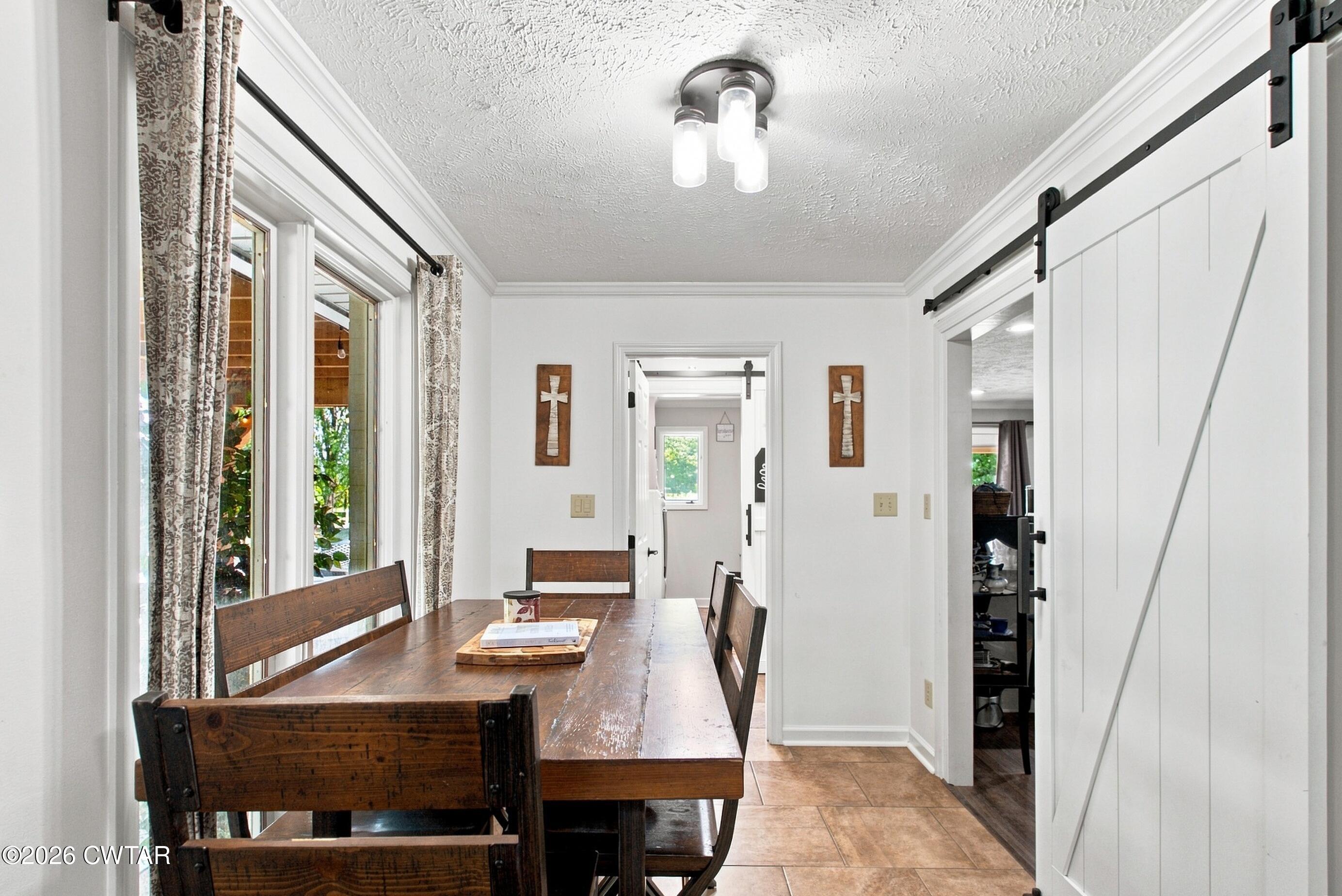 107 Medina Highway
