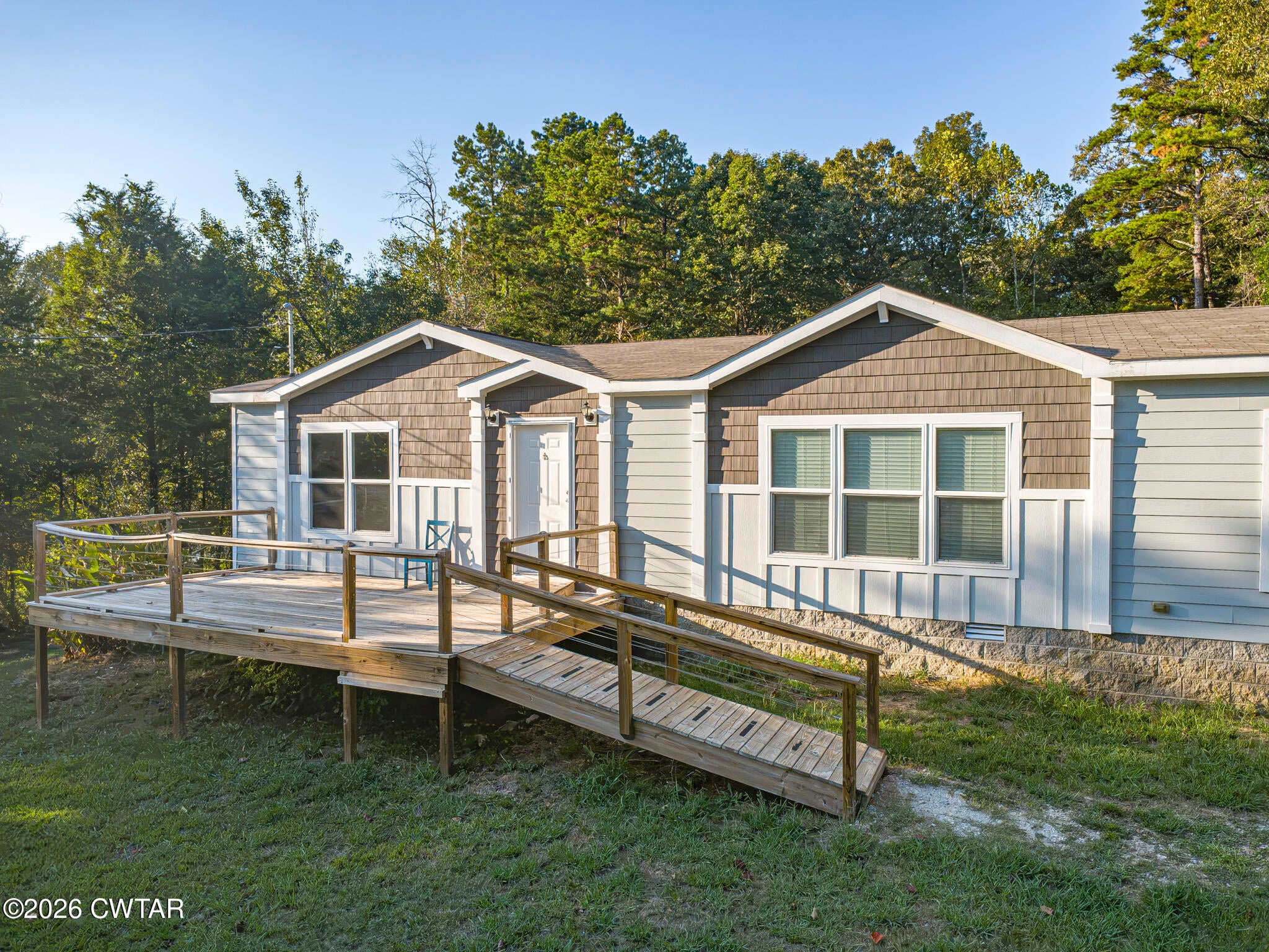 405 Lowery Road