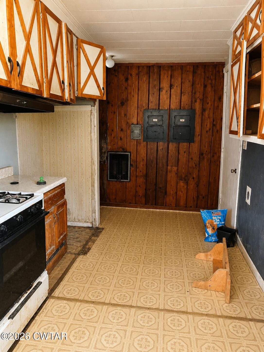 3752 Crystal Road