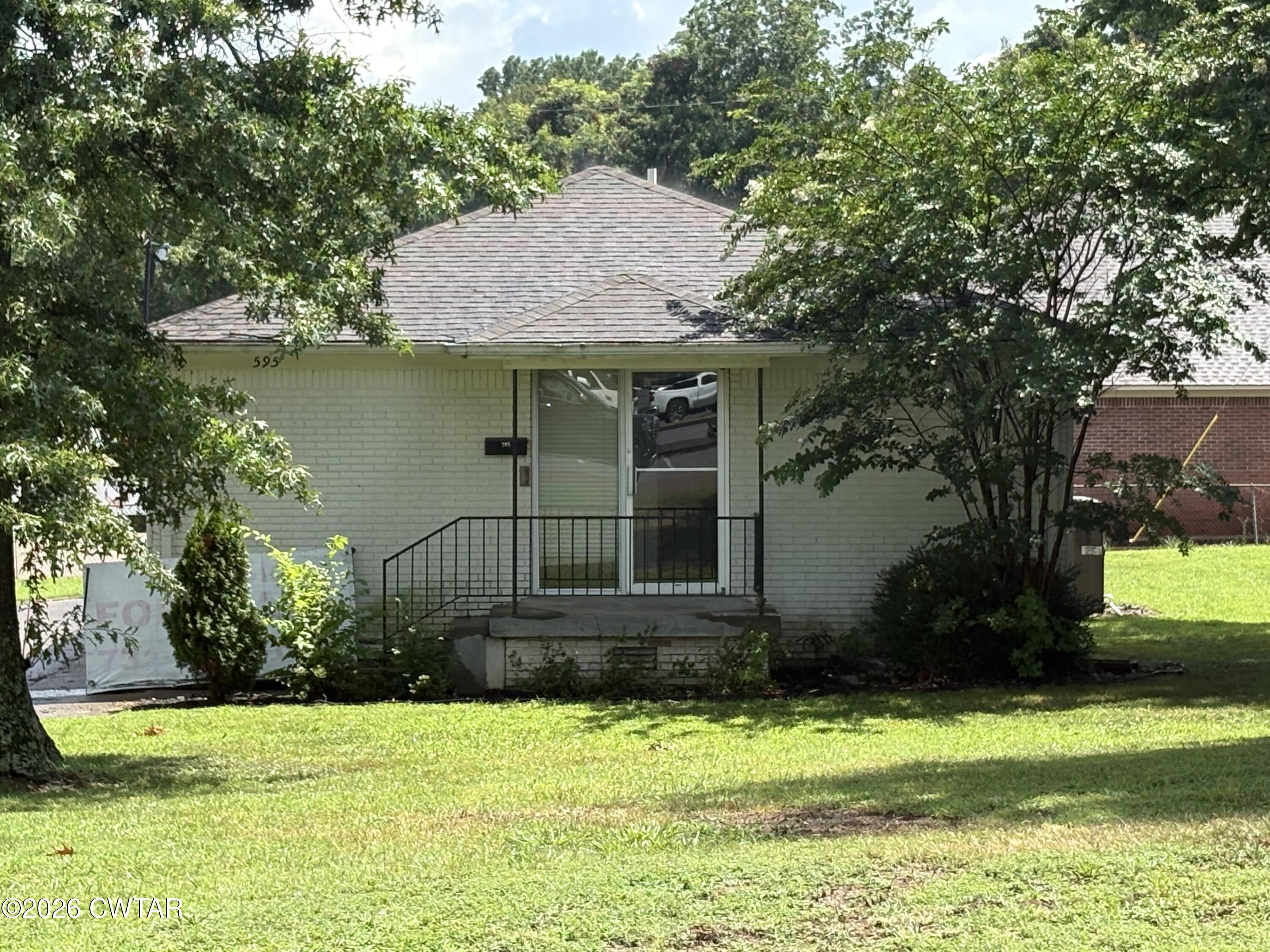 Photo 1 of 6 — 595 E Tickle Street, Dyersburg, TN 38024
