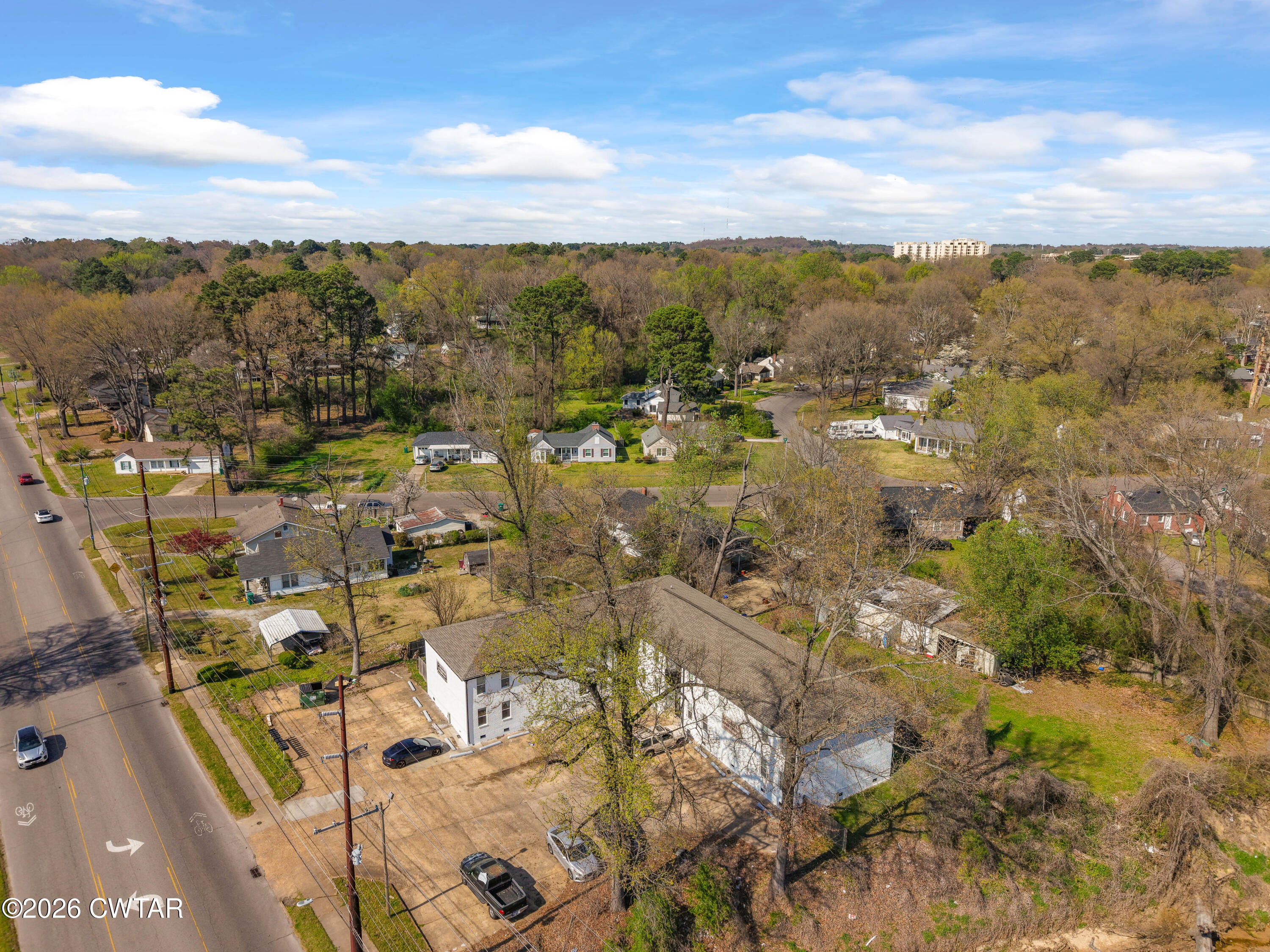 1000 Hollywood Drive