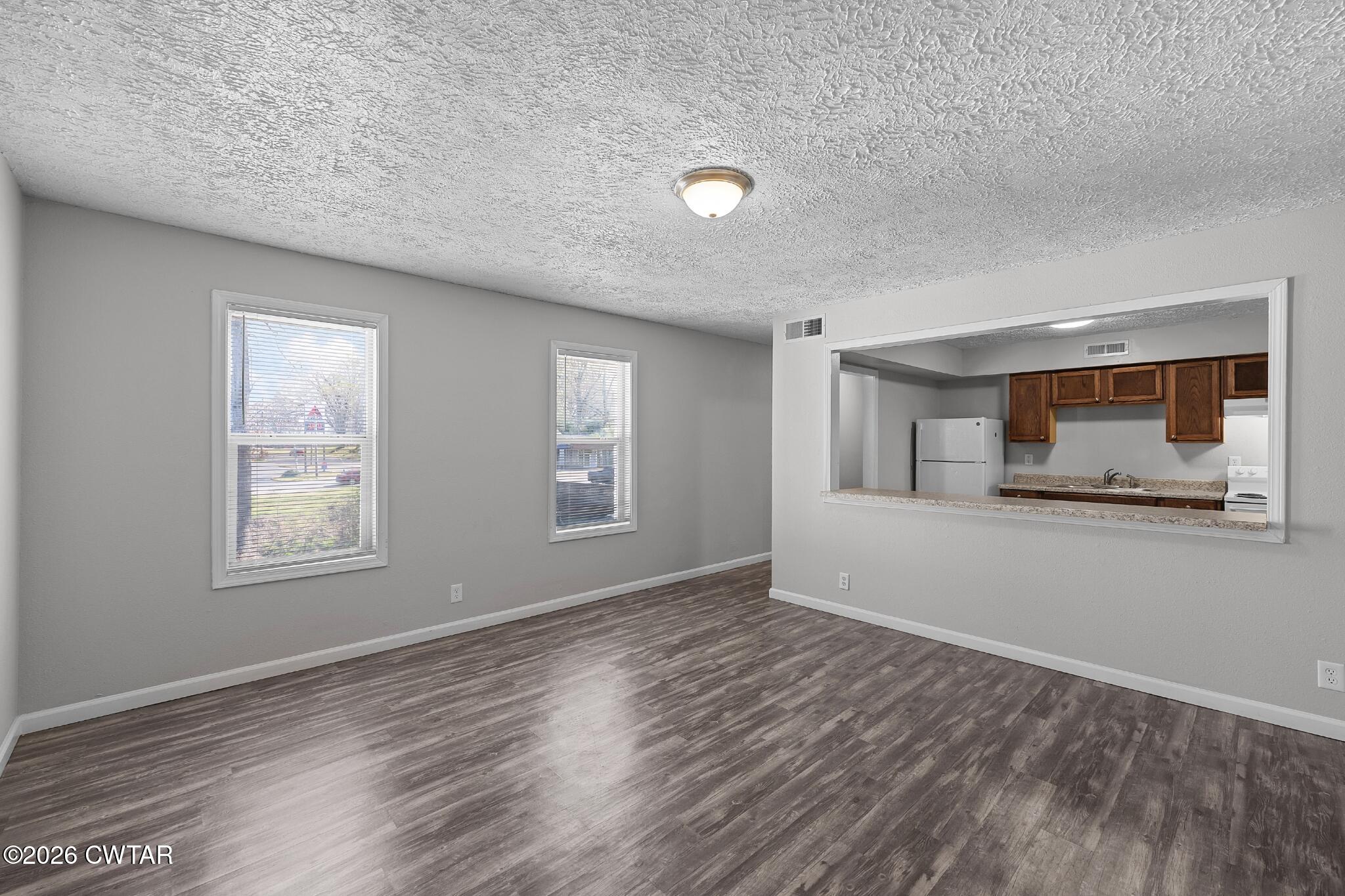 1000 Hollywood Drive