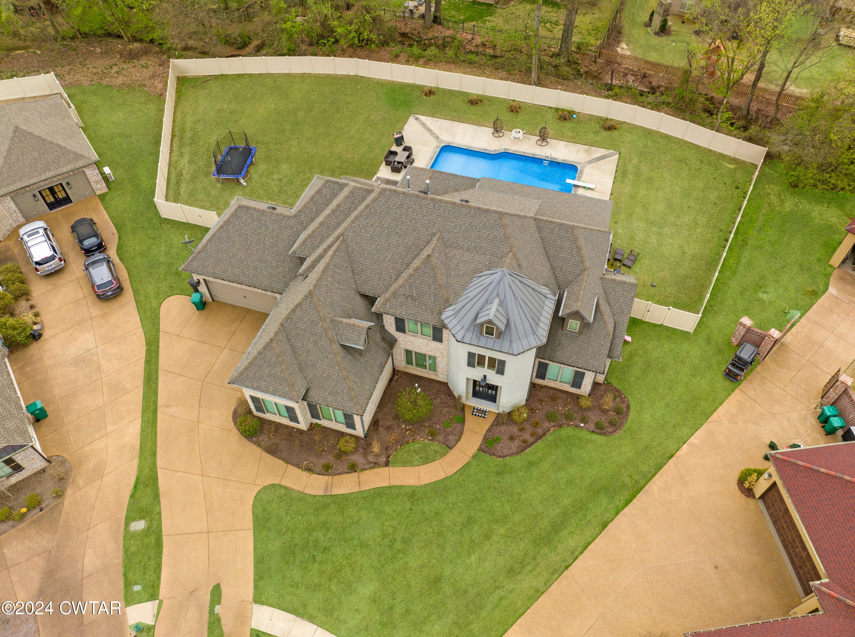 30 Winslow Cove