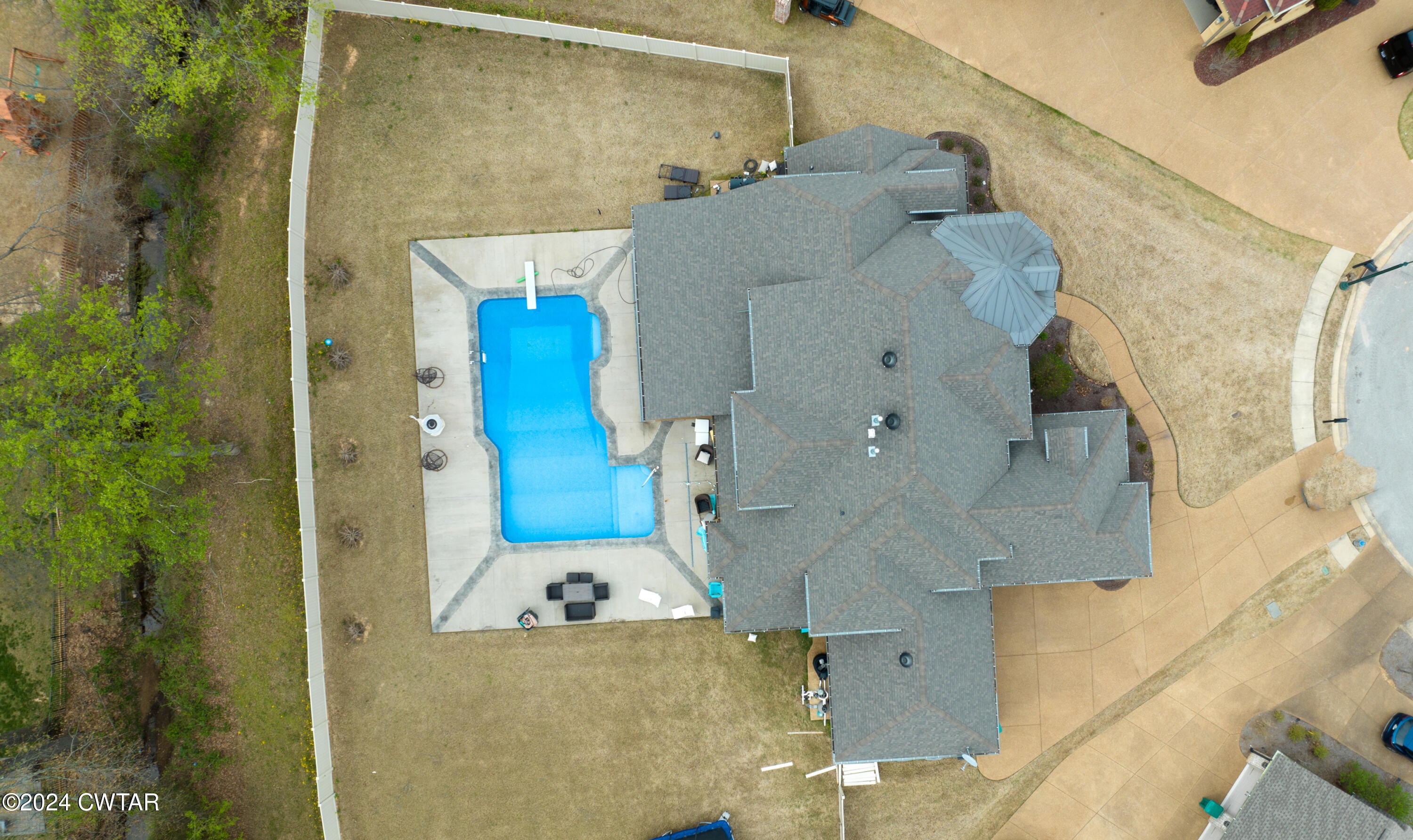 30 Winslow Cove