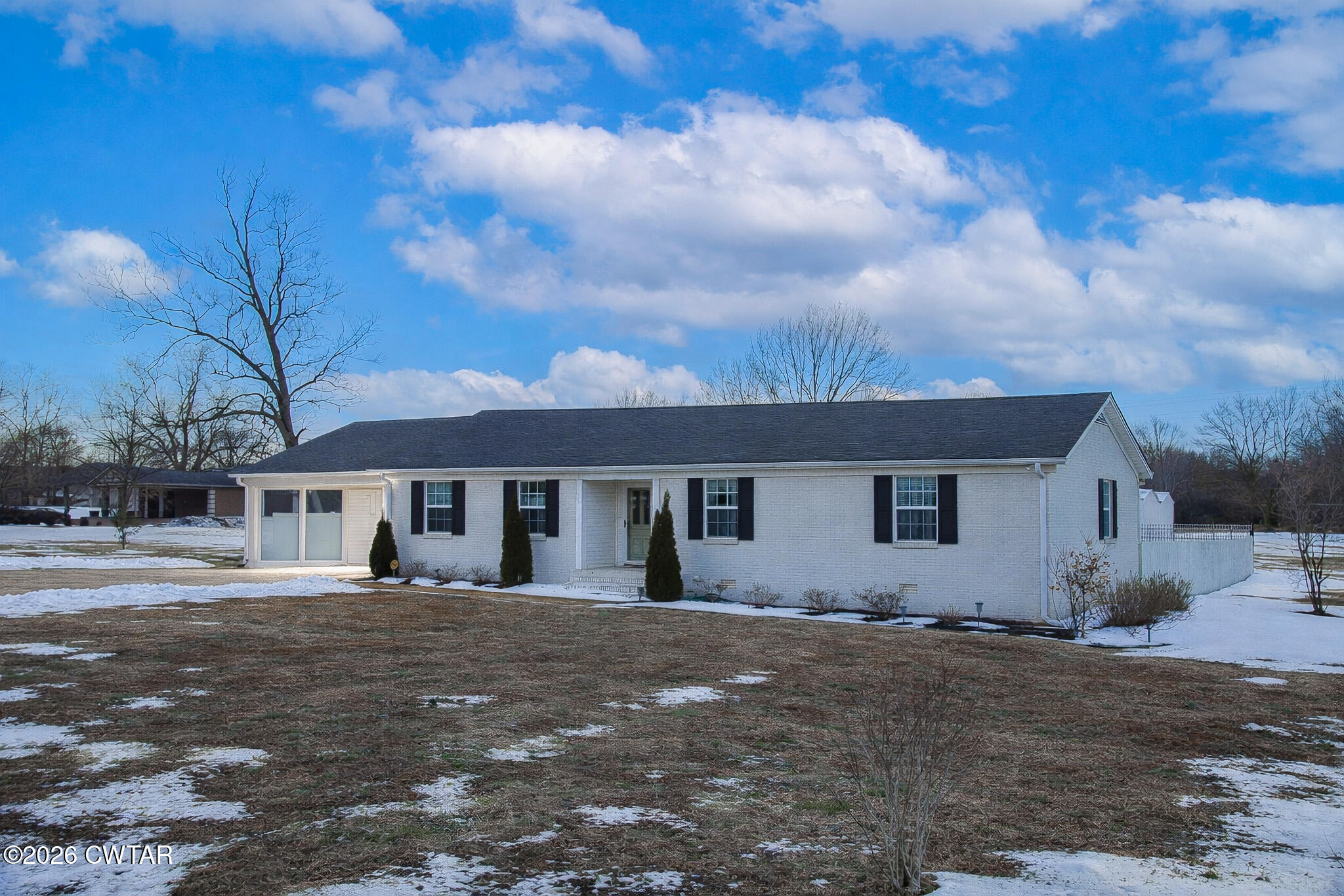 1295 E College Extd E