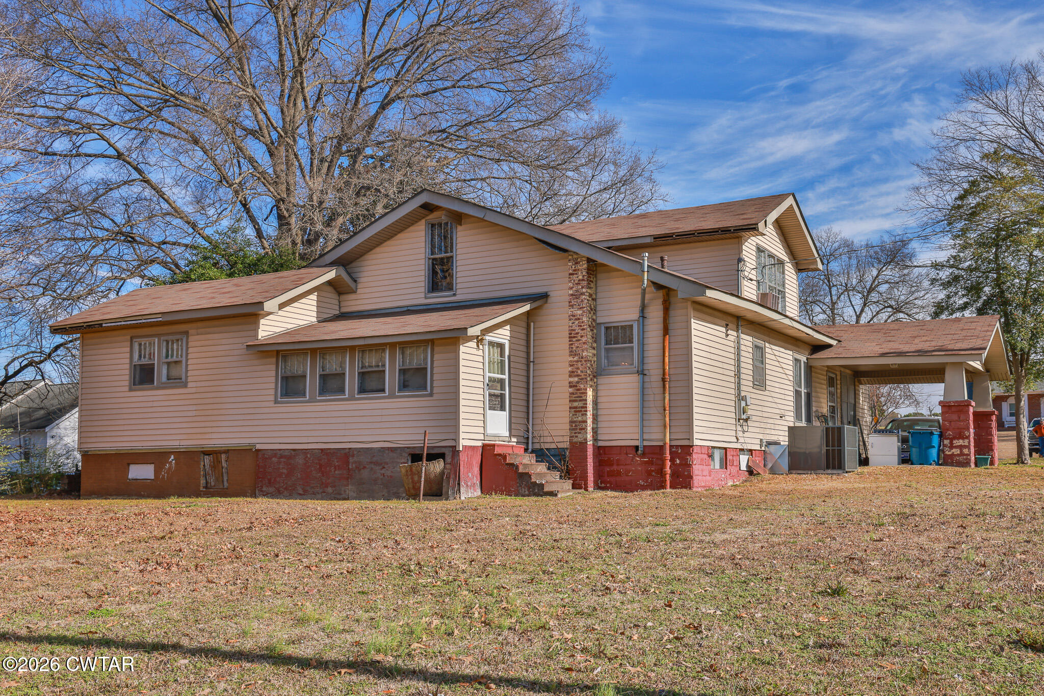 1200 S College Street