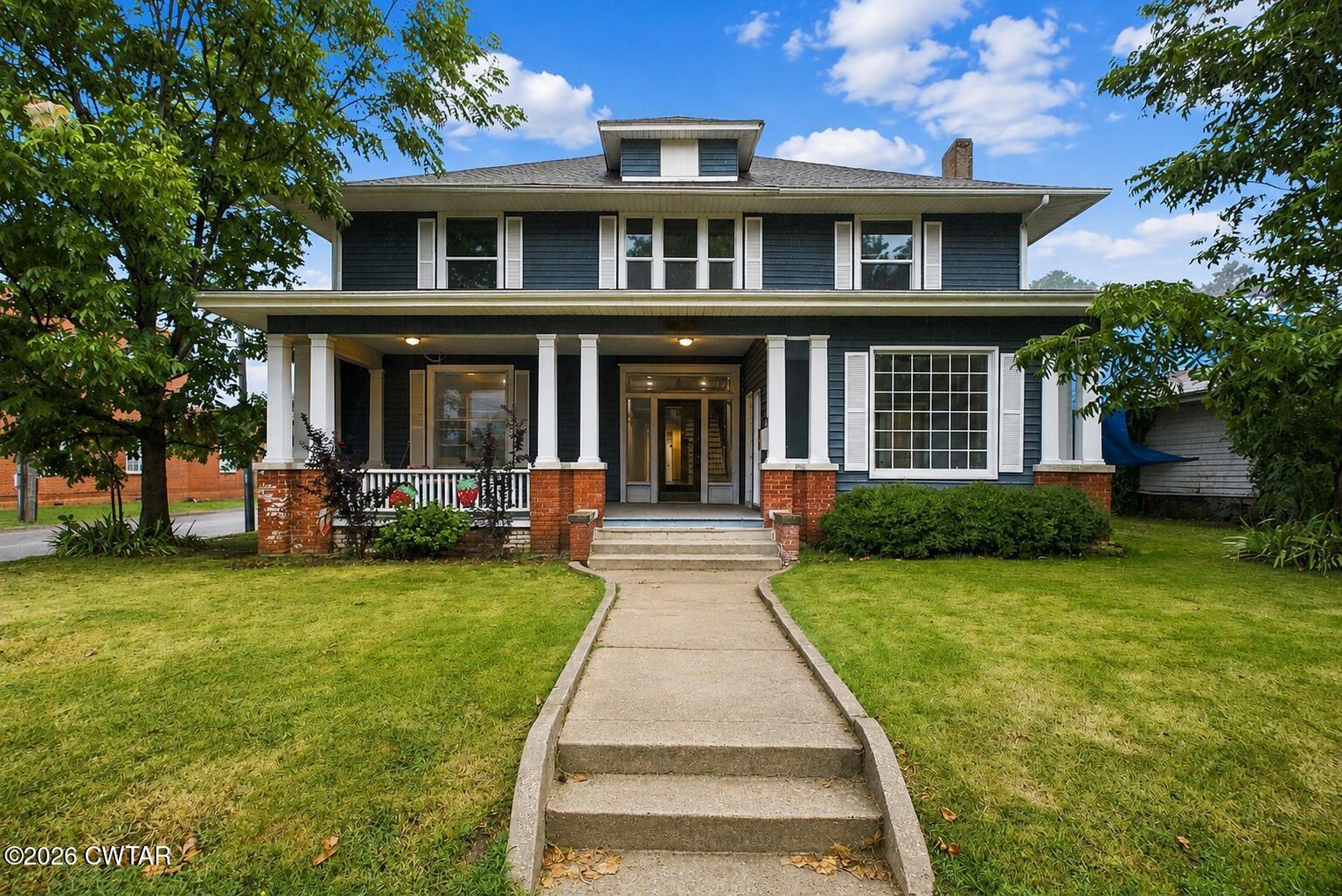 1603 E Main Street