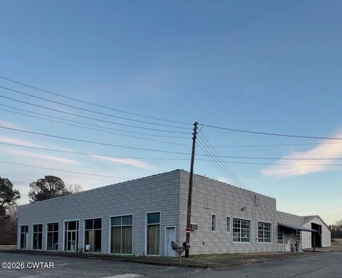 38 D Street Jackson TN 38301