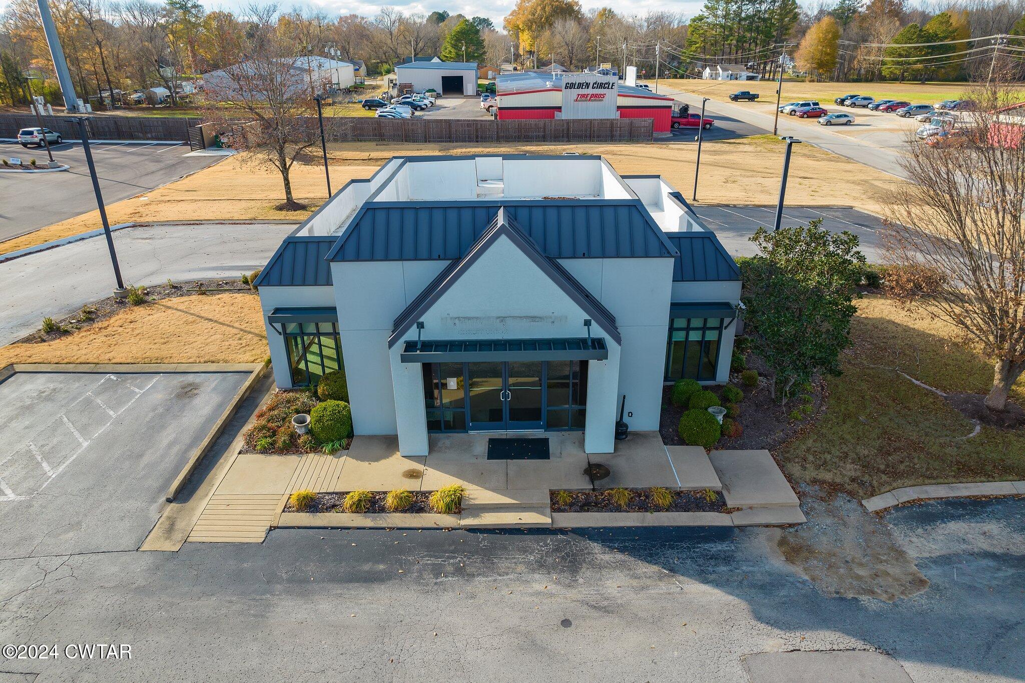 1291 S Highland Avenue