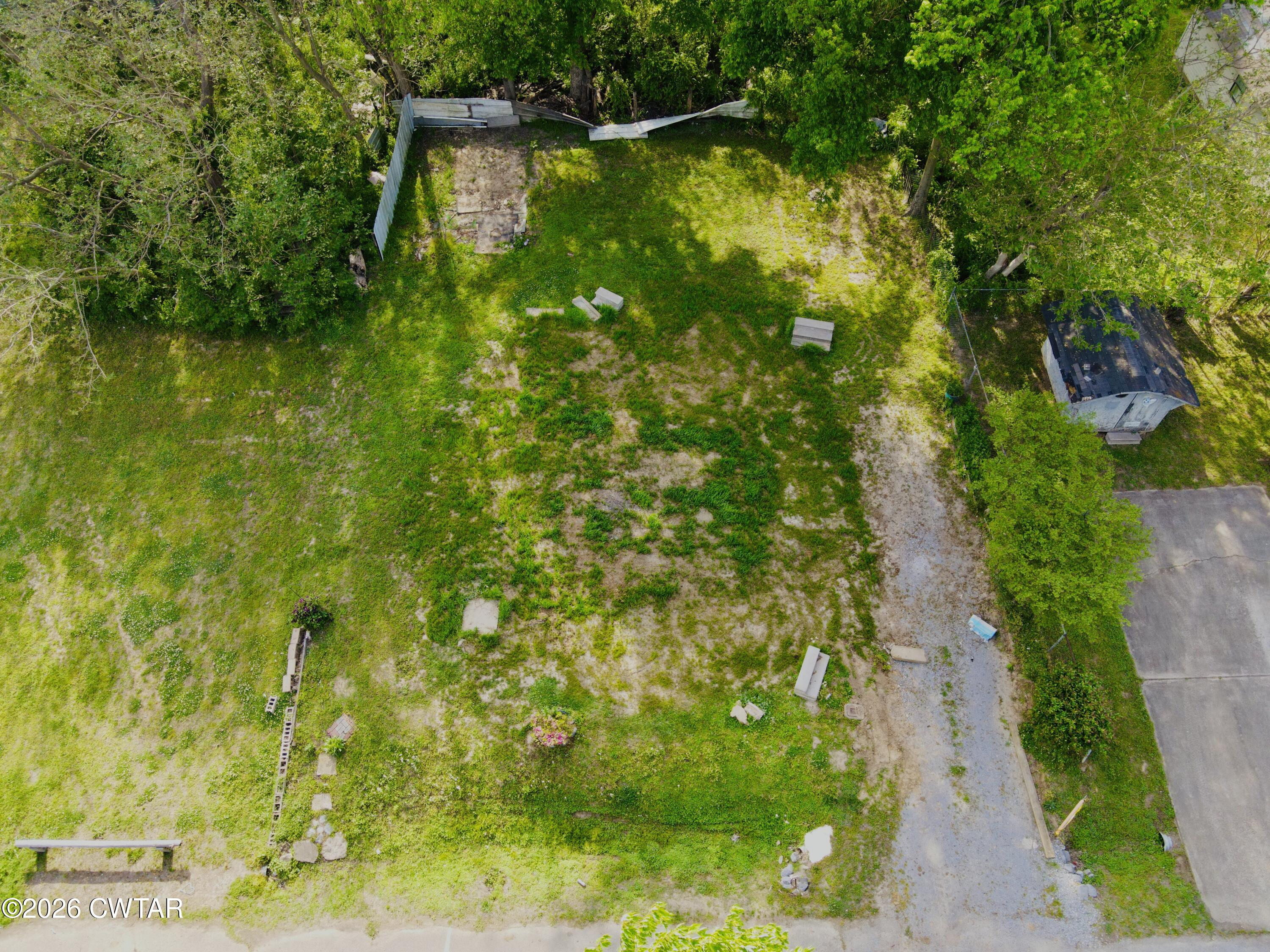 809 & 813 Pillow Avenue