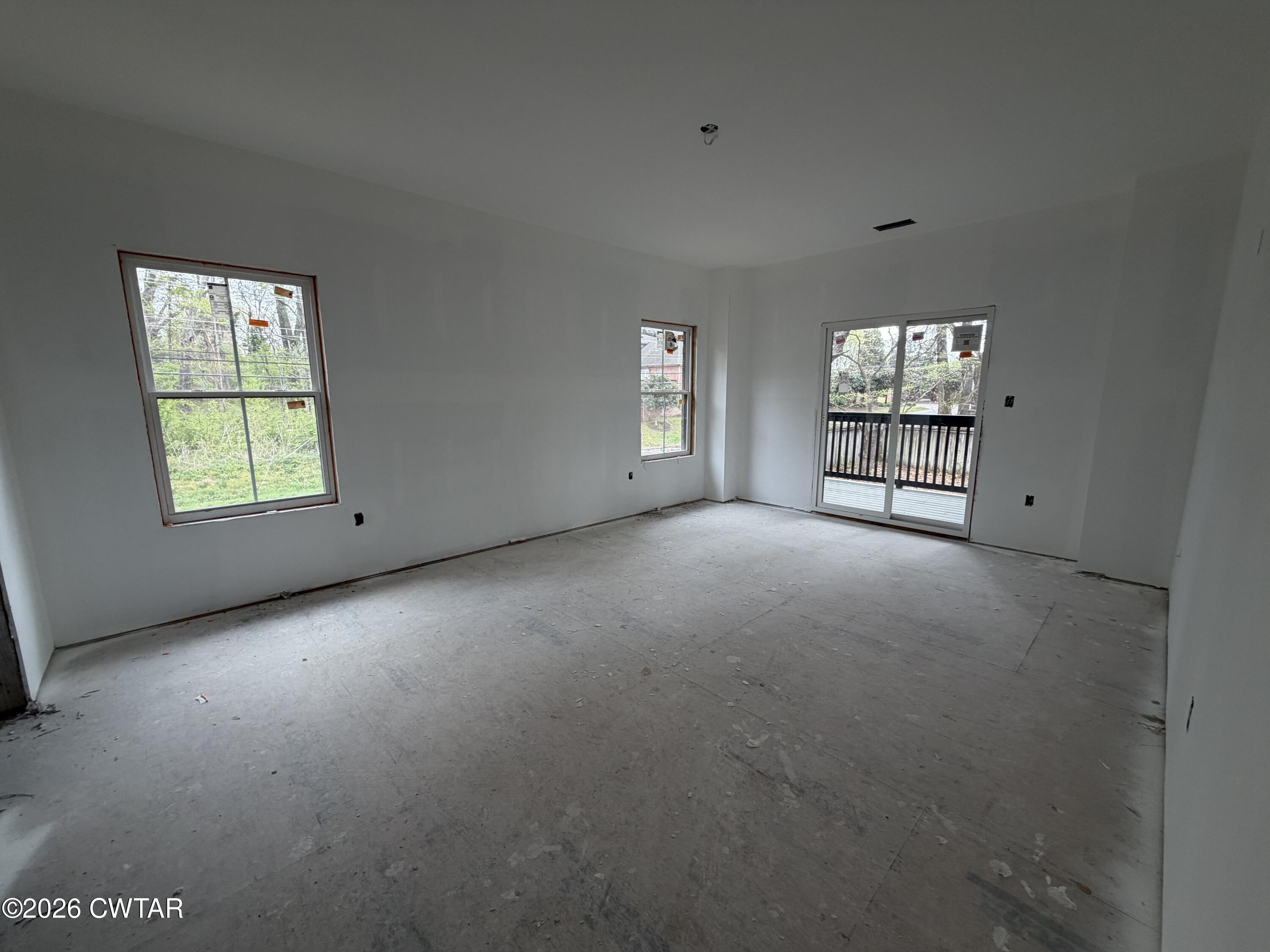 12 Oakmont Woods Drive