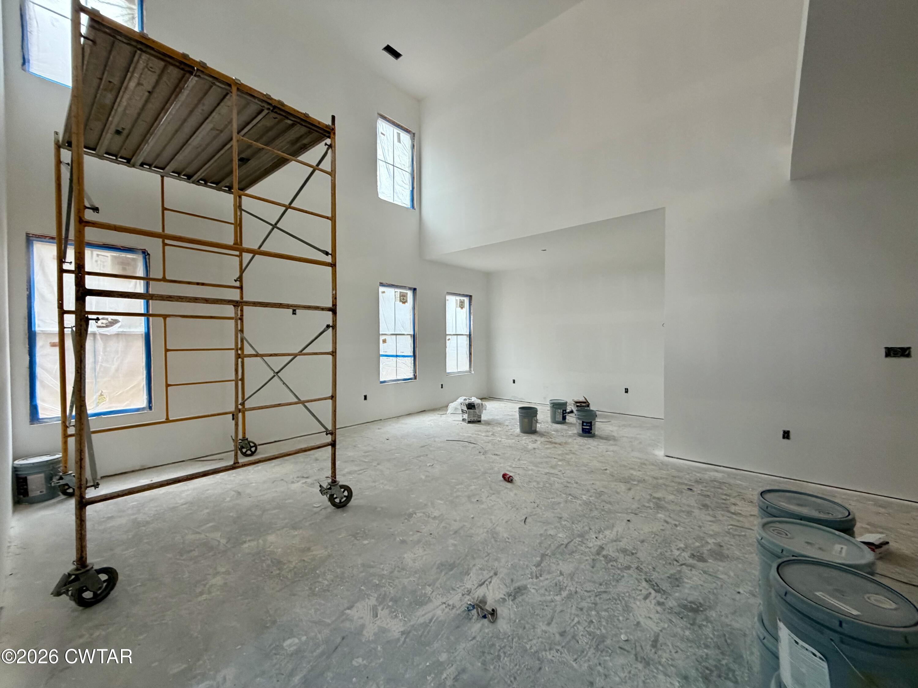 12 Oakmont Woods Drive