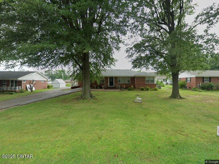 209 Hillside Street