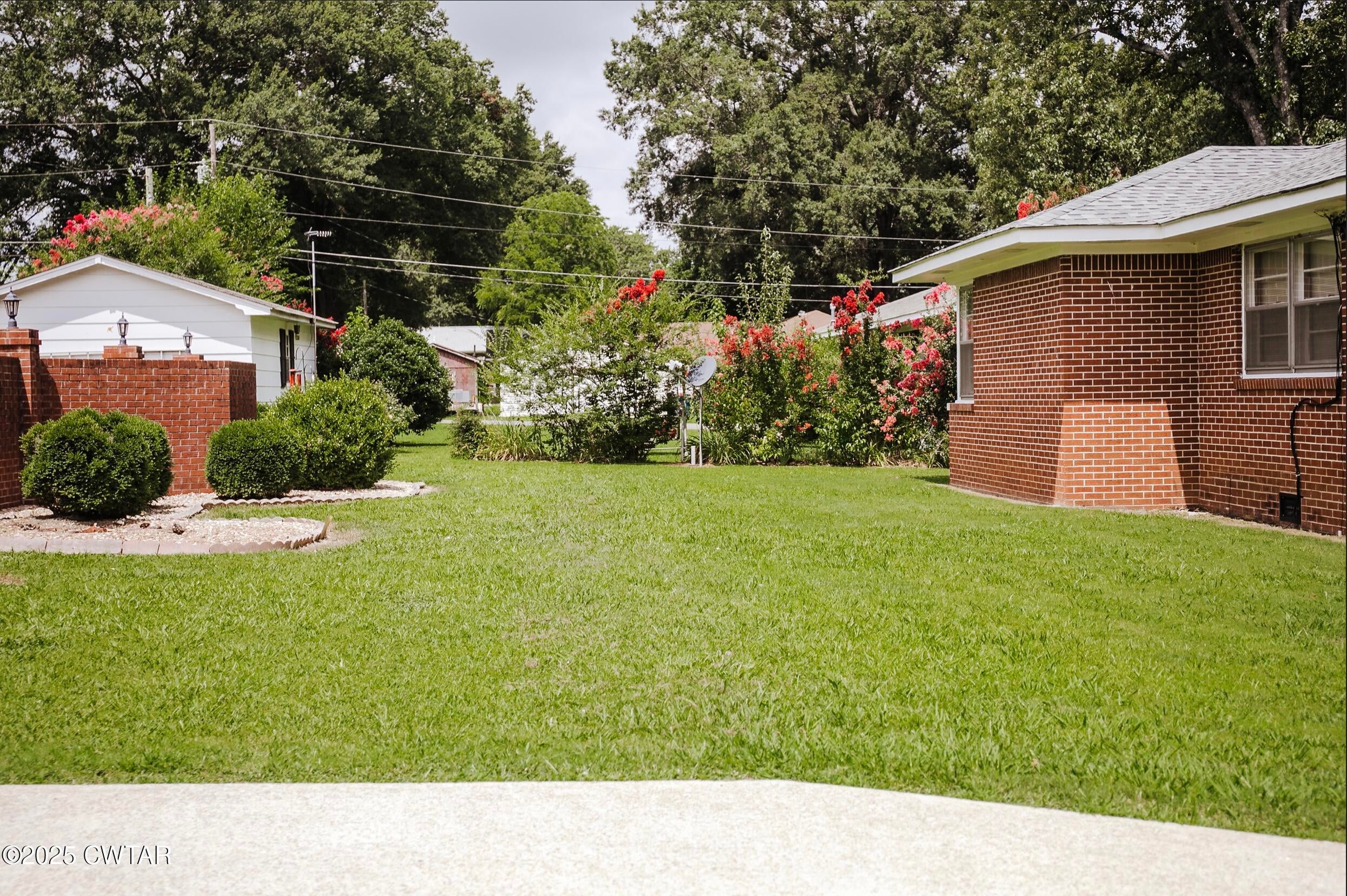 209 Hillside Street