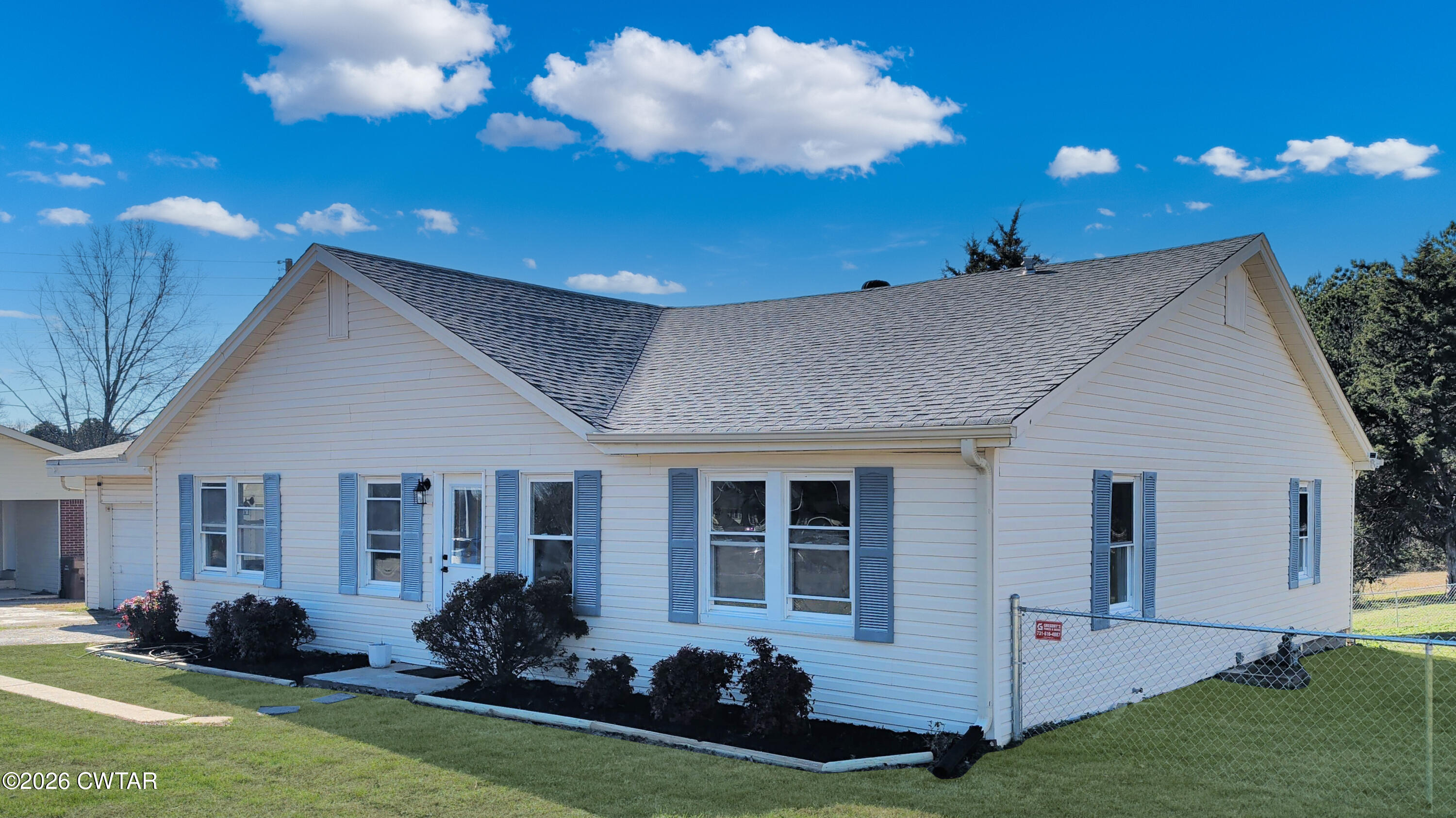 967 N Broad Street N