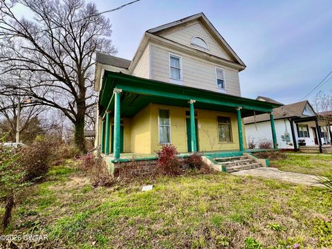 431 N Hays Avenue Jackson TN 38301