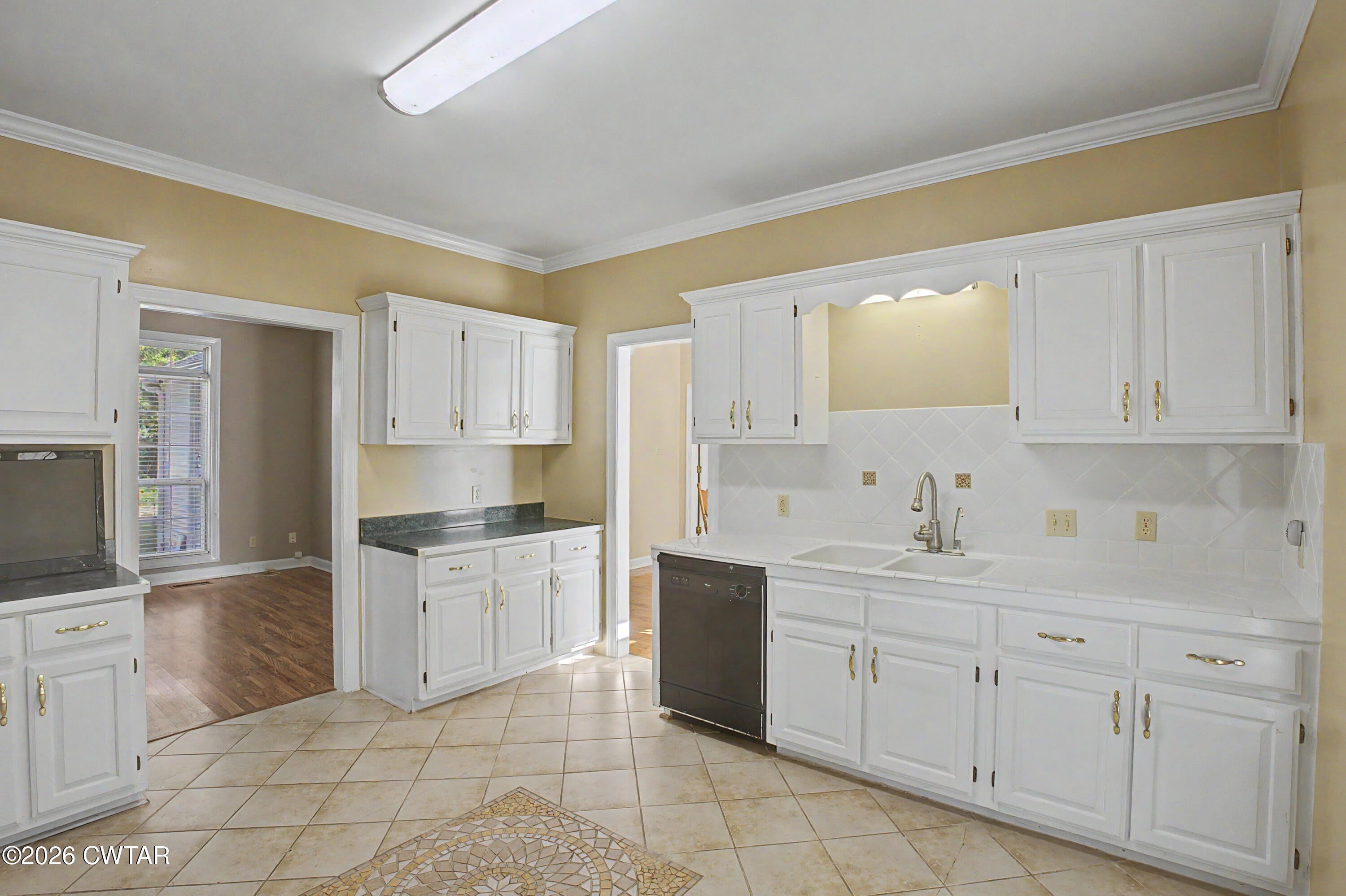 114 Country Lane