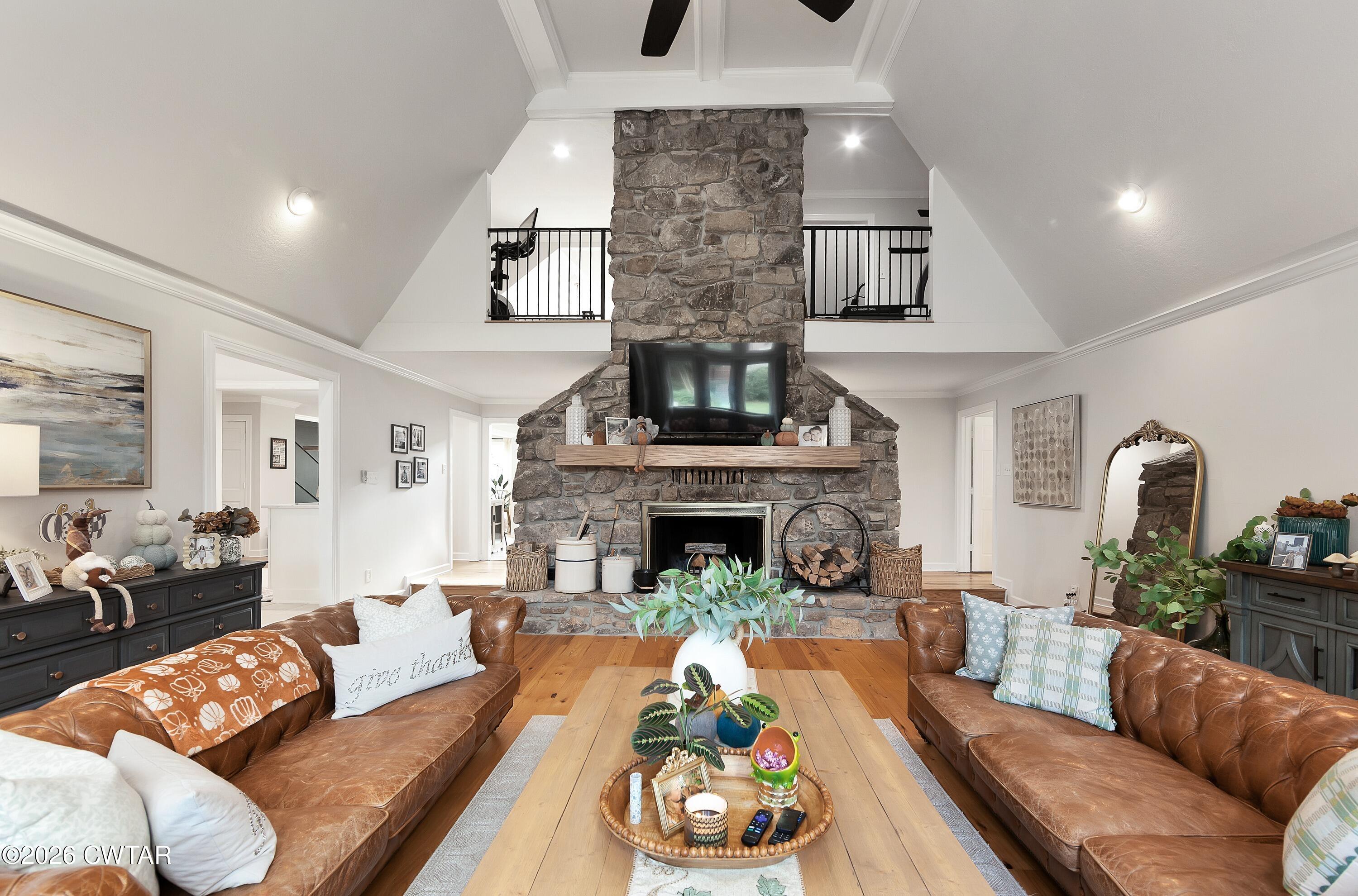 100 Heatherwood Drive