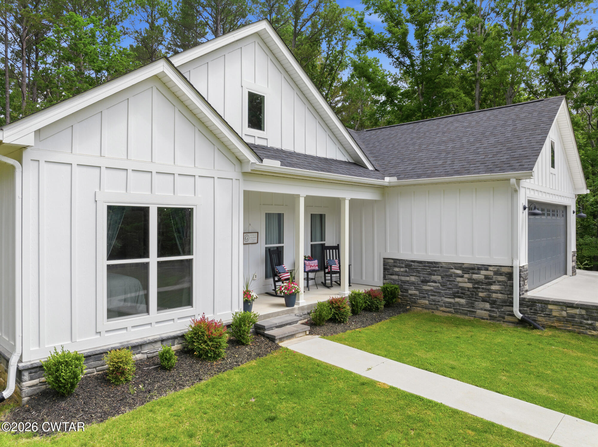 302 Excalibur Trail