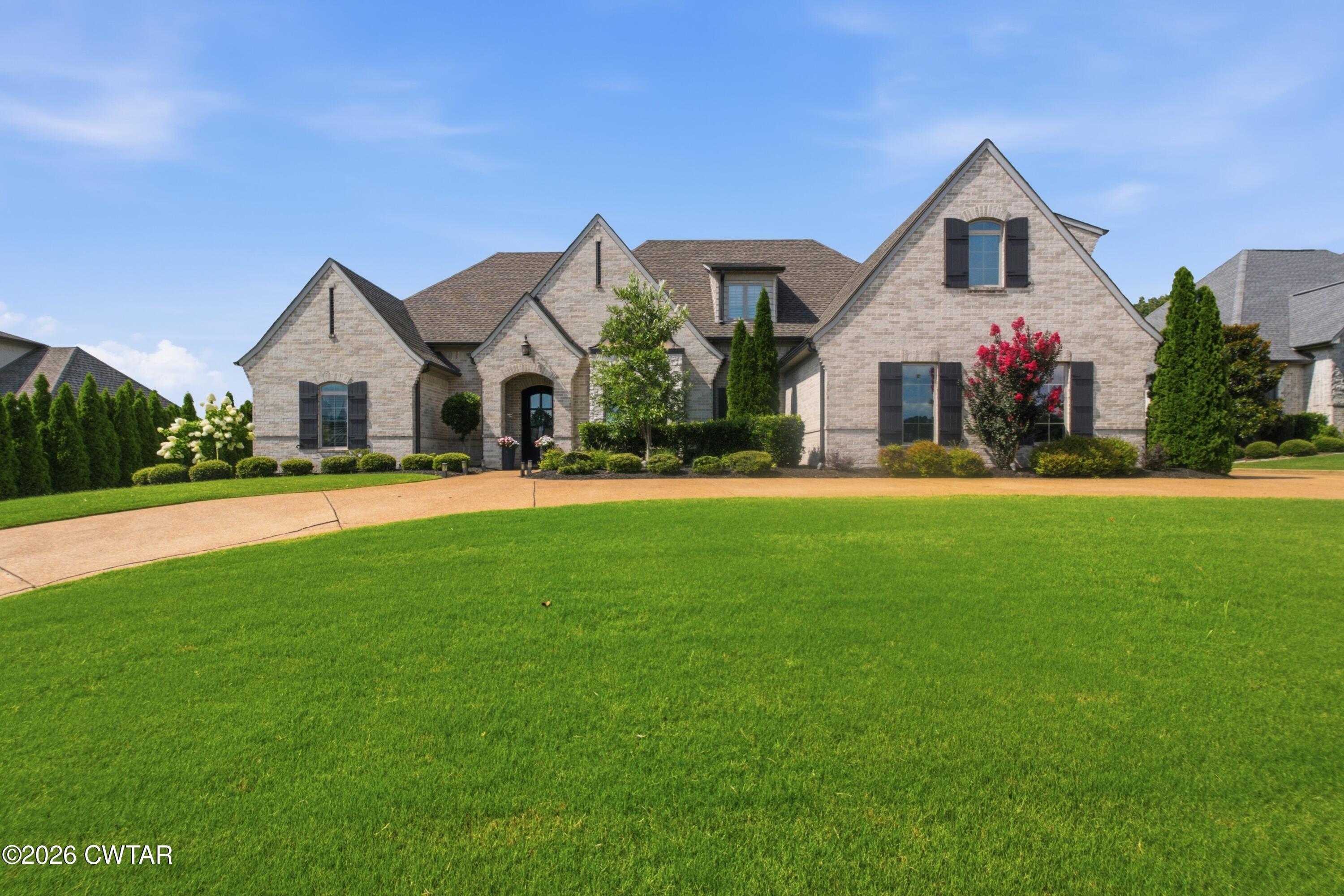 Photo 1 of 97 — 23 Swanbourne Cove, Jackson, TN 38305