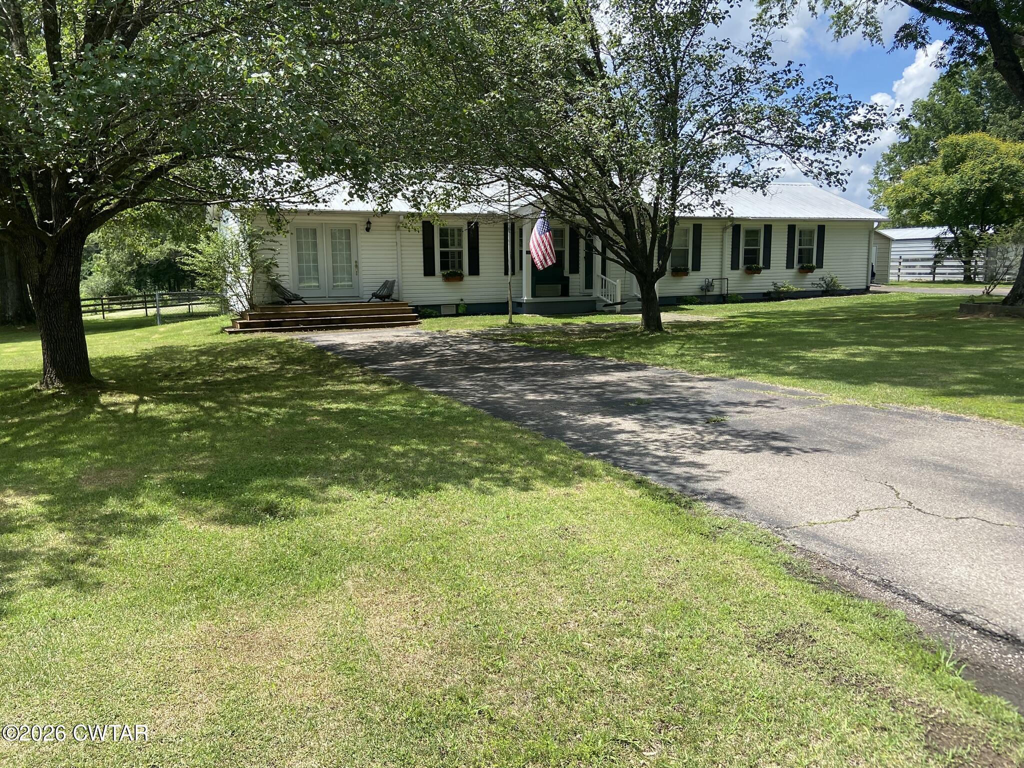 255 Mitchell Lane