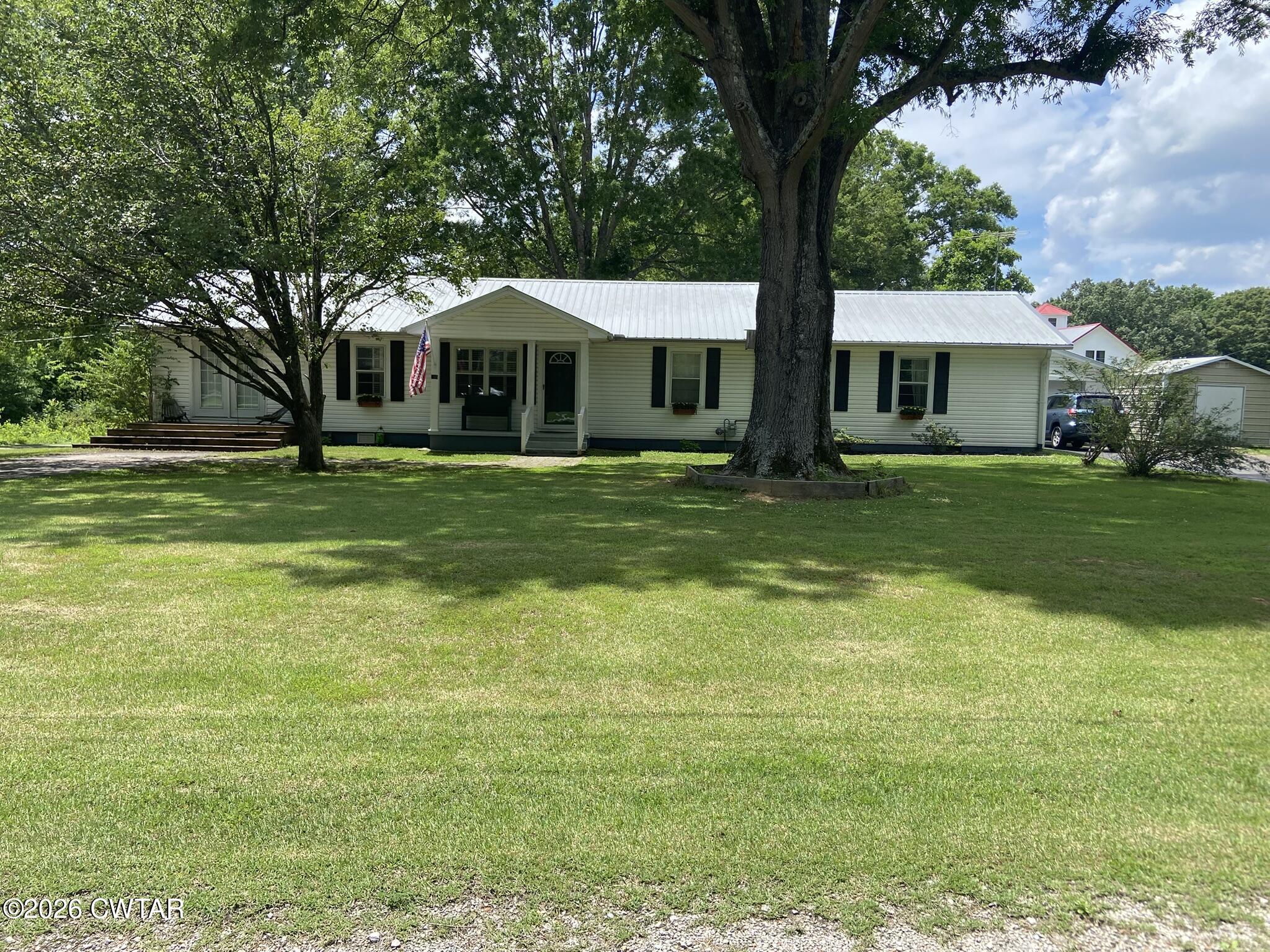 255 Mitchell Lane