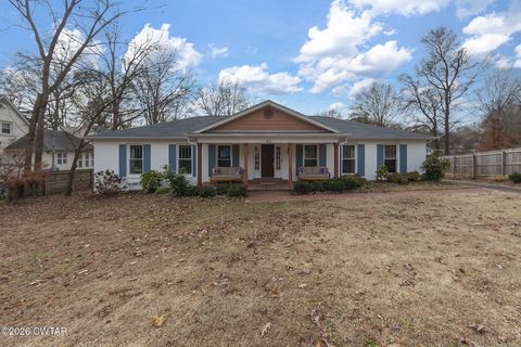 83 Woodhaven Drive Jackson TN 38301