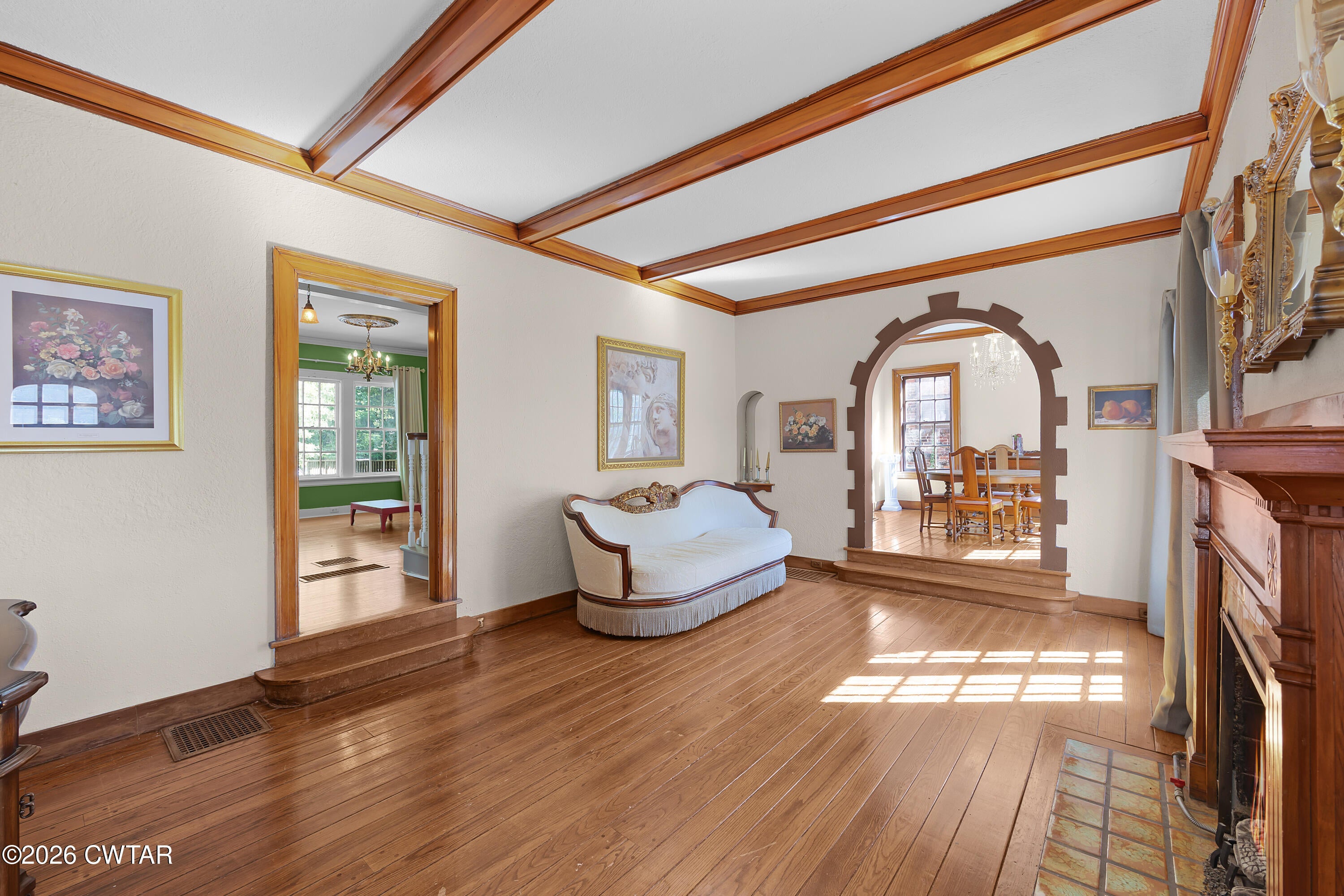 523 Westmoreland Place