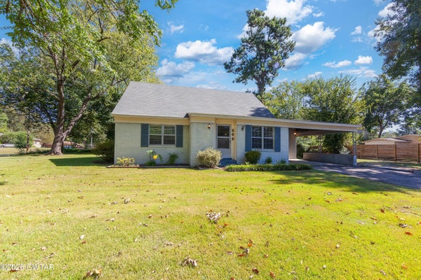 566 PEARSON DR, JACKSON, TN 38305 - Image 7ec2495a5b511ae91b53b323eeaced3f/2908403109