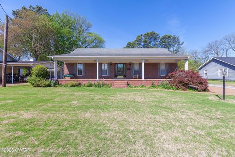 808 S College Street Trenton TN 38382