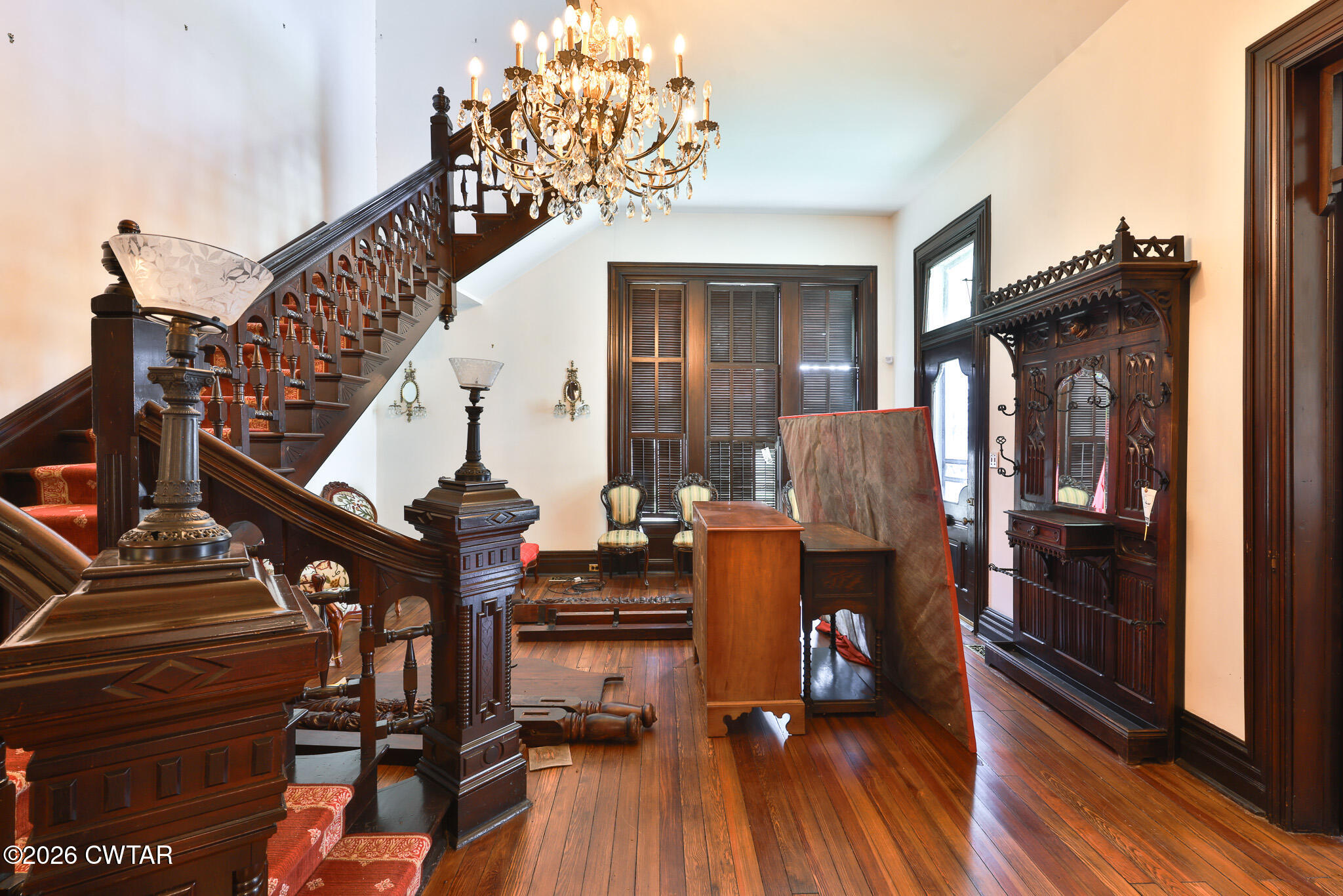 203 N McCombs Street