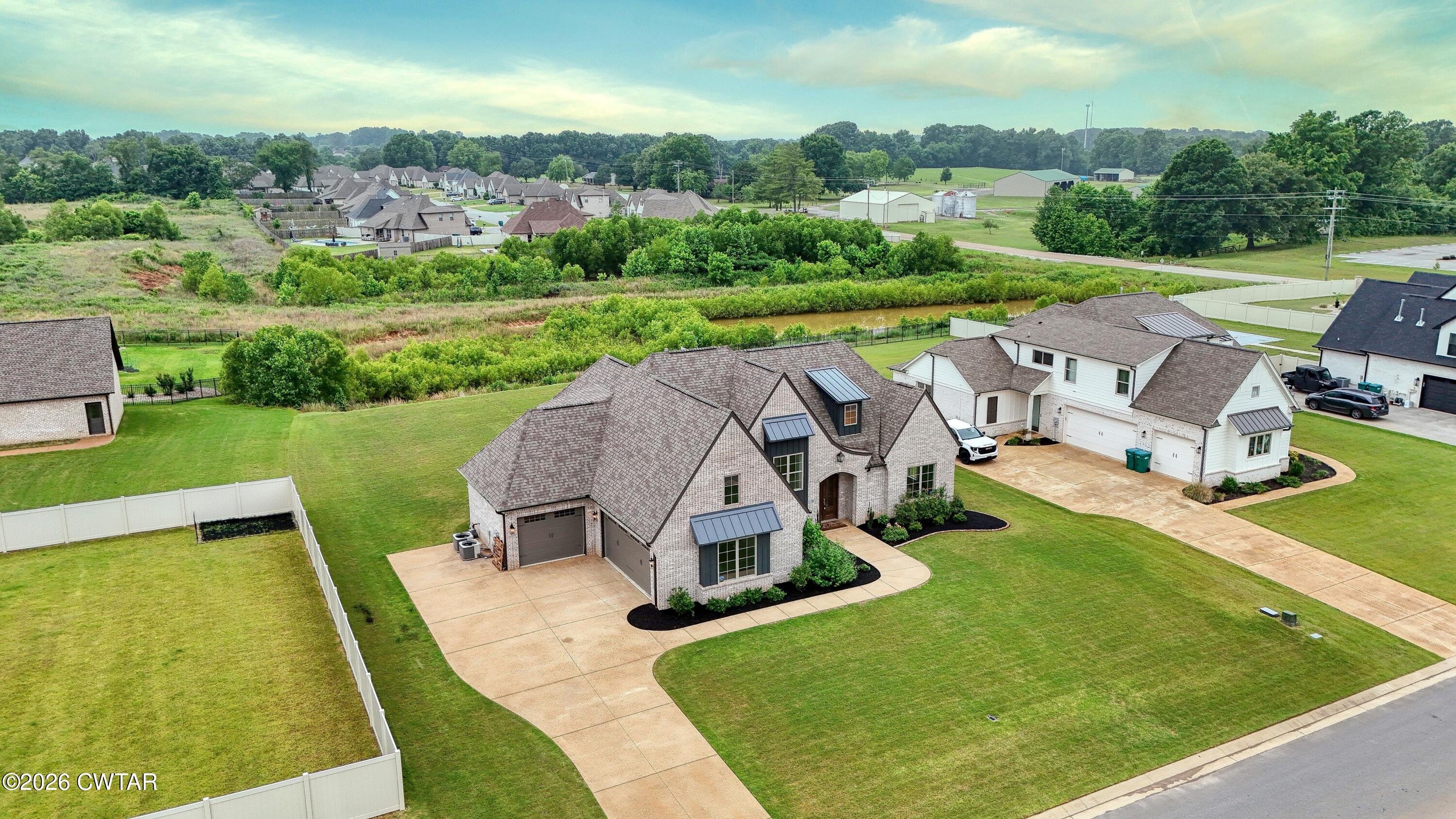 135 Crosswynd Drive