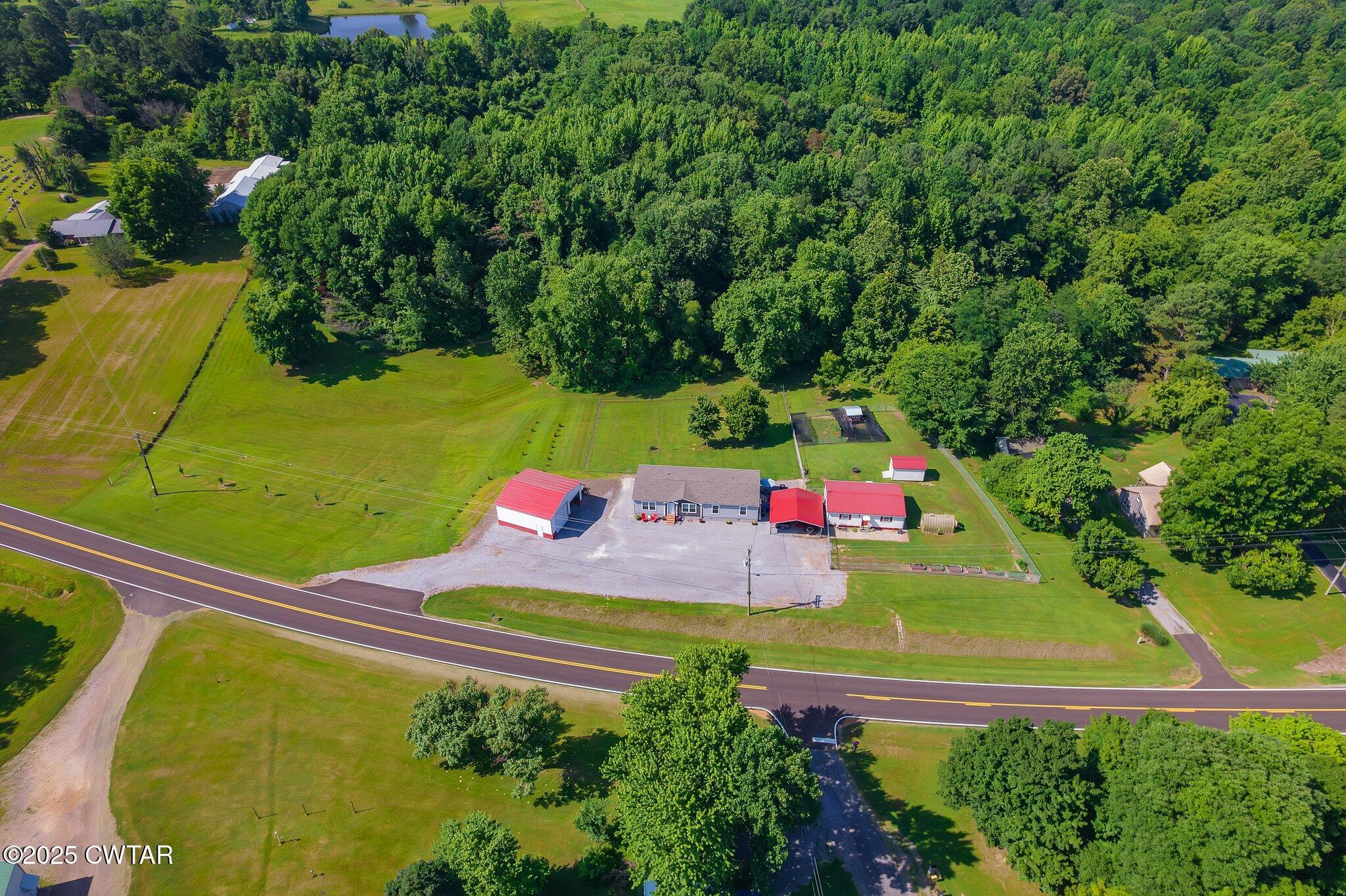 Photo 1 of 40 — 317 W Hwy 22, Union City, TN 38261