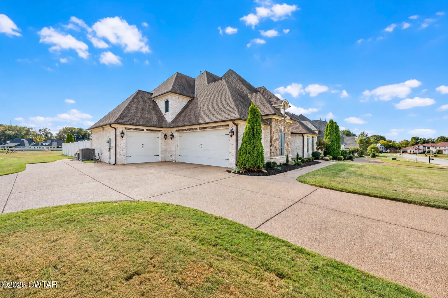 24 Swanbourne Cove