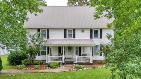 212 E Main Street Gleason TN 38229